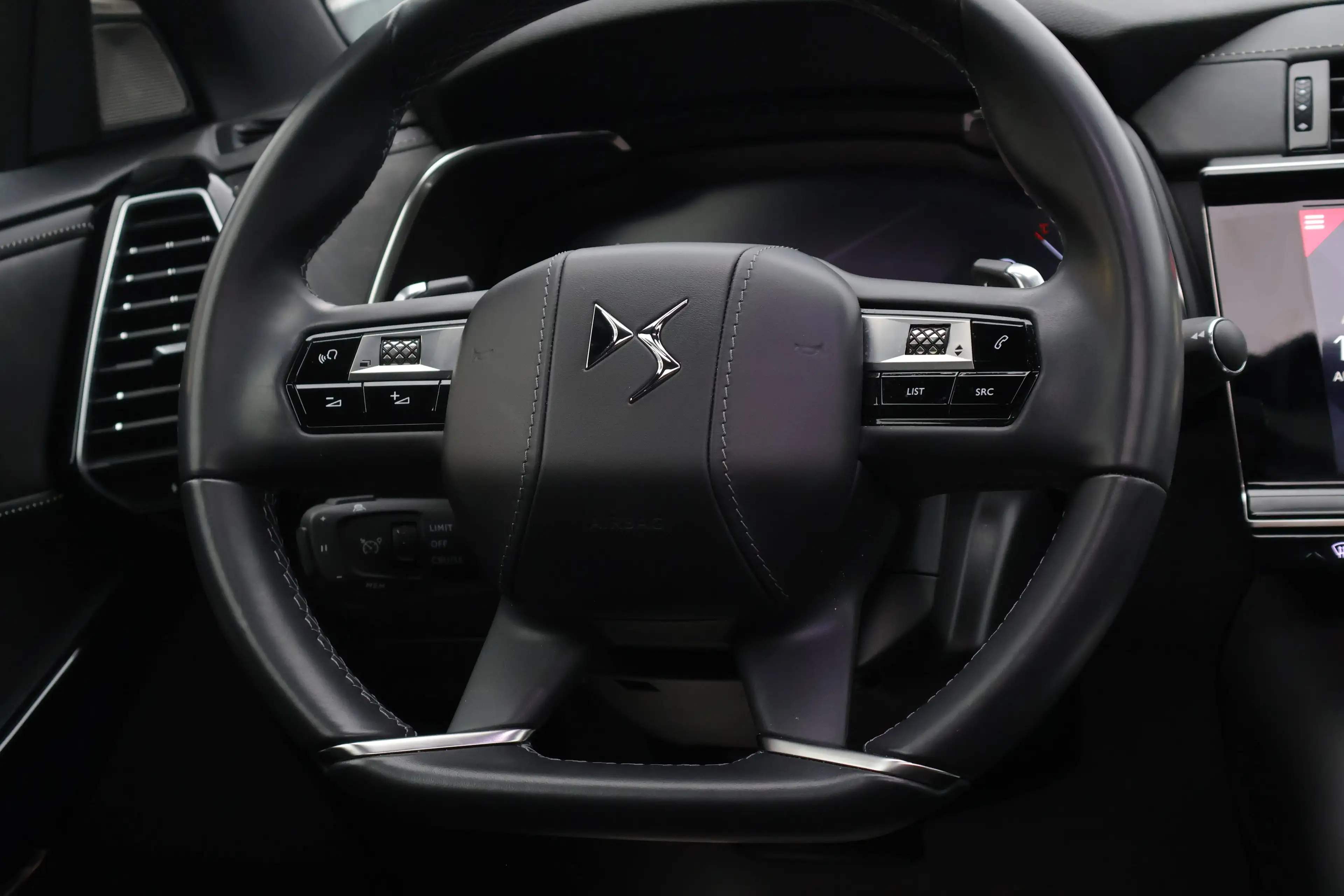DS Automobiles DS 7 Crossback DS 7 CROSSBACK 1.5 BlueHDi Opera ACC Pano Garantie* — photo 12