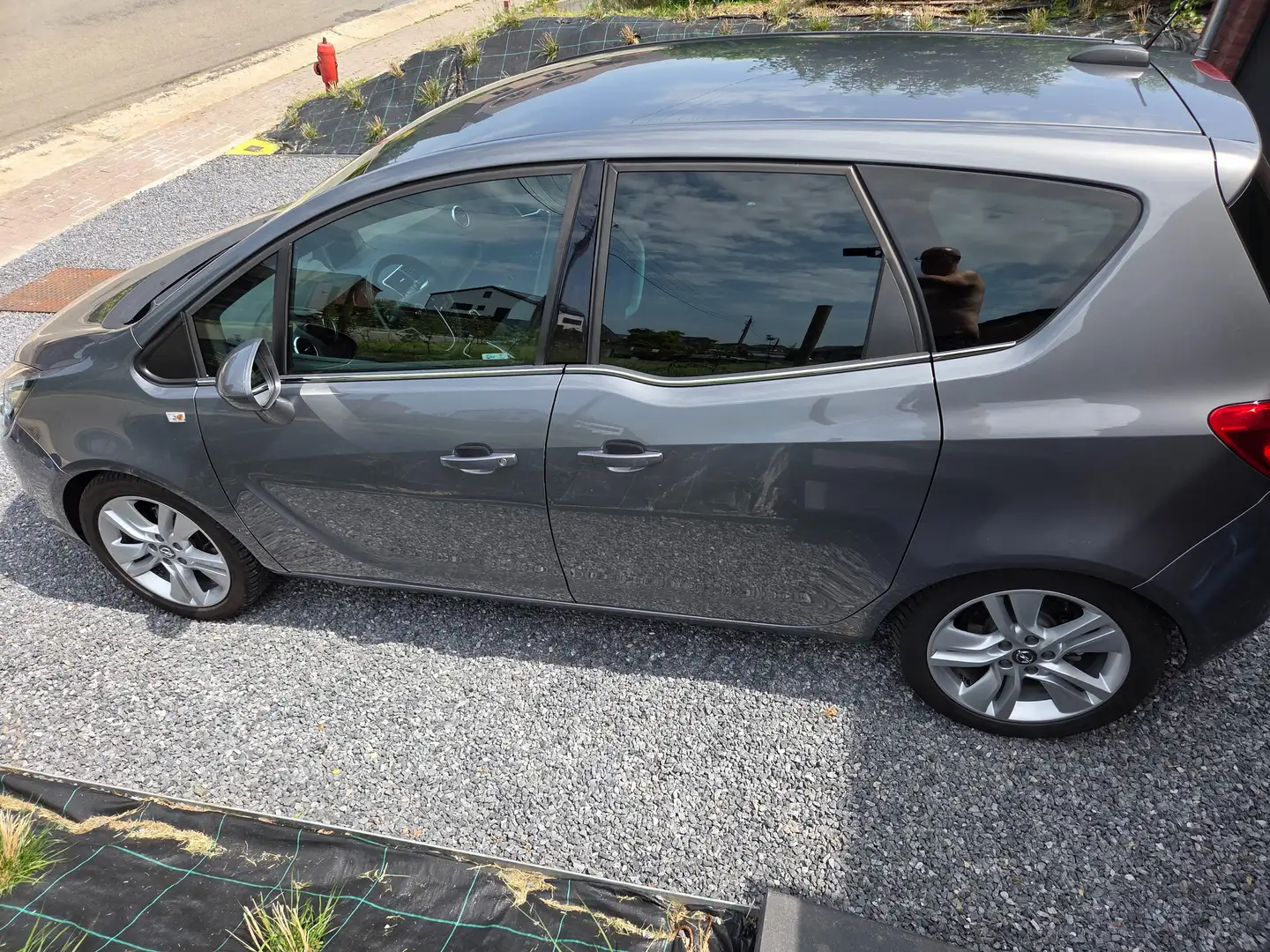 Opel Meriva Meriva 1.4i Ultimate Plus Edition Grijs - 2