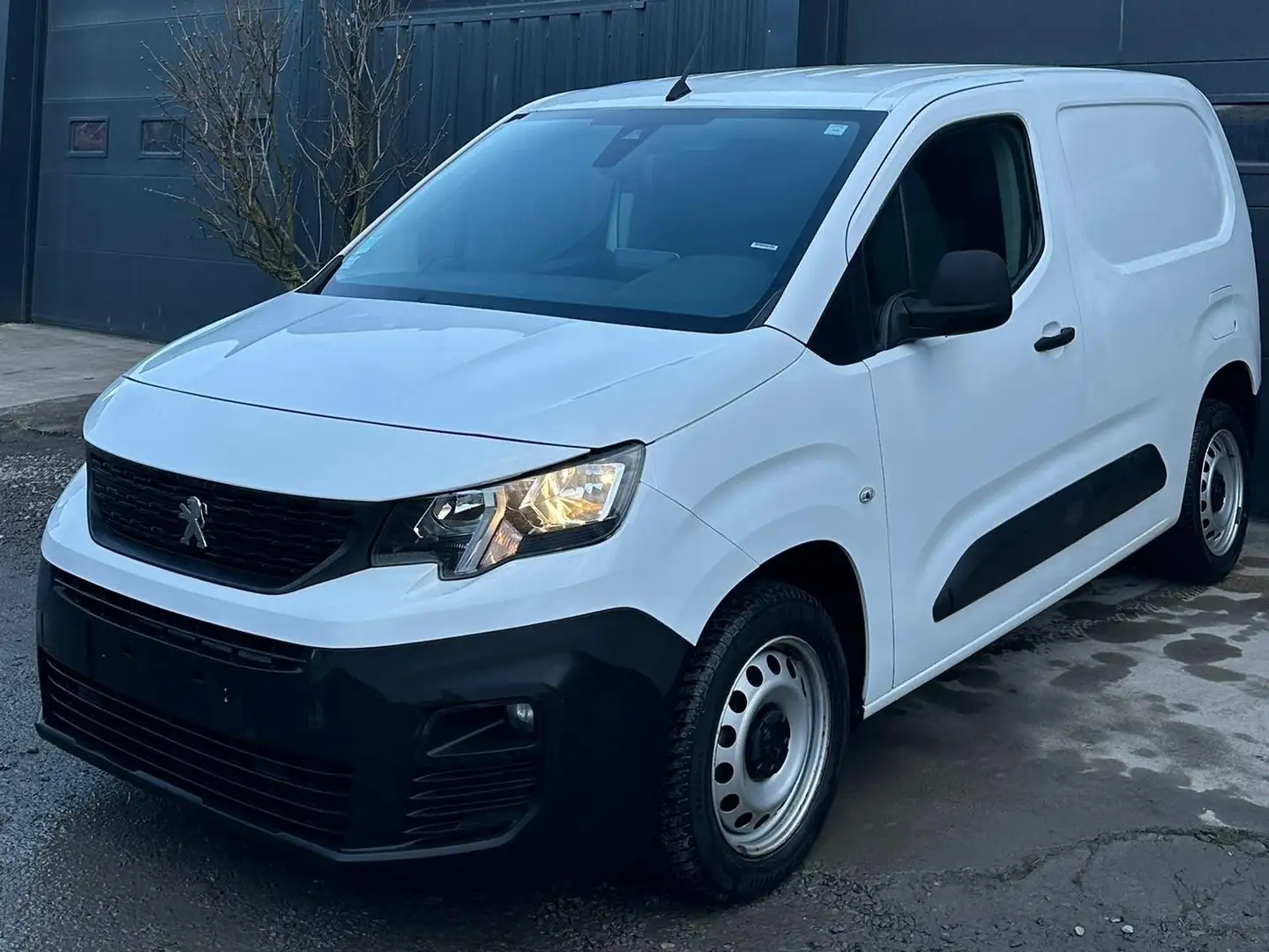 Peugeot Partner 1.5 BlueHDi 100 / 102 L1 Asphalt (2019–…) Blanc - 2