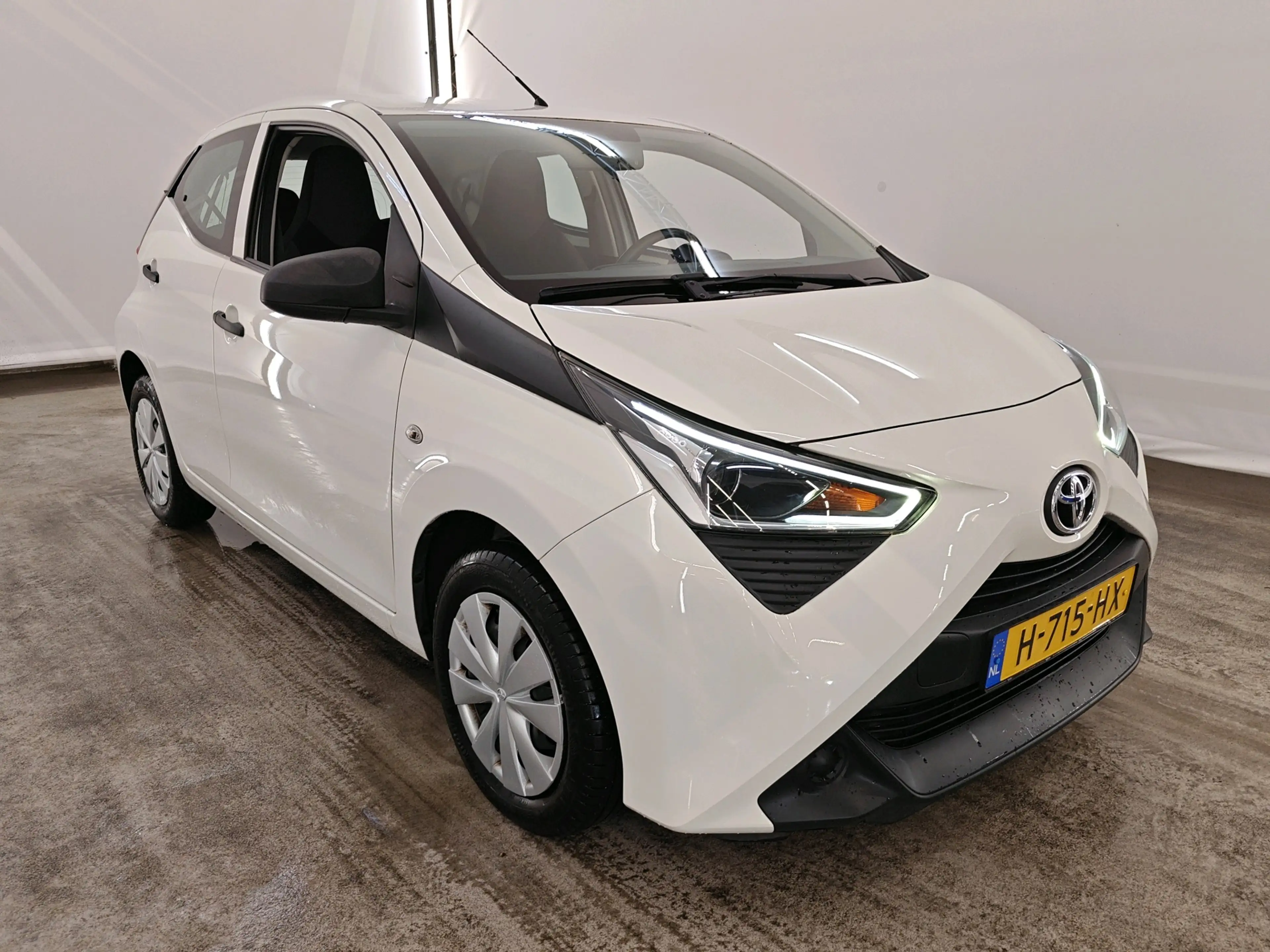 Toyota Aygo 1.0 VVT-i 72pk x-fun | Airconditioning | Bluetooth — photo 4