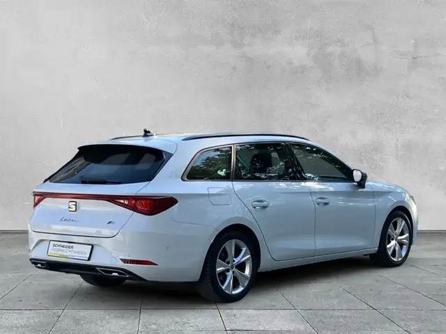 SEAT Leon view 5