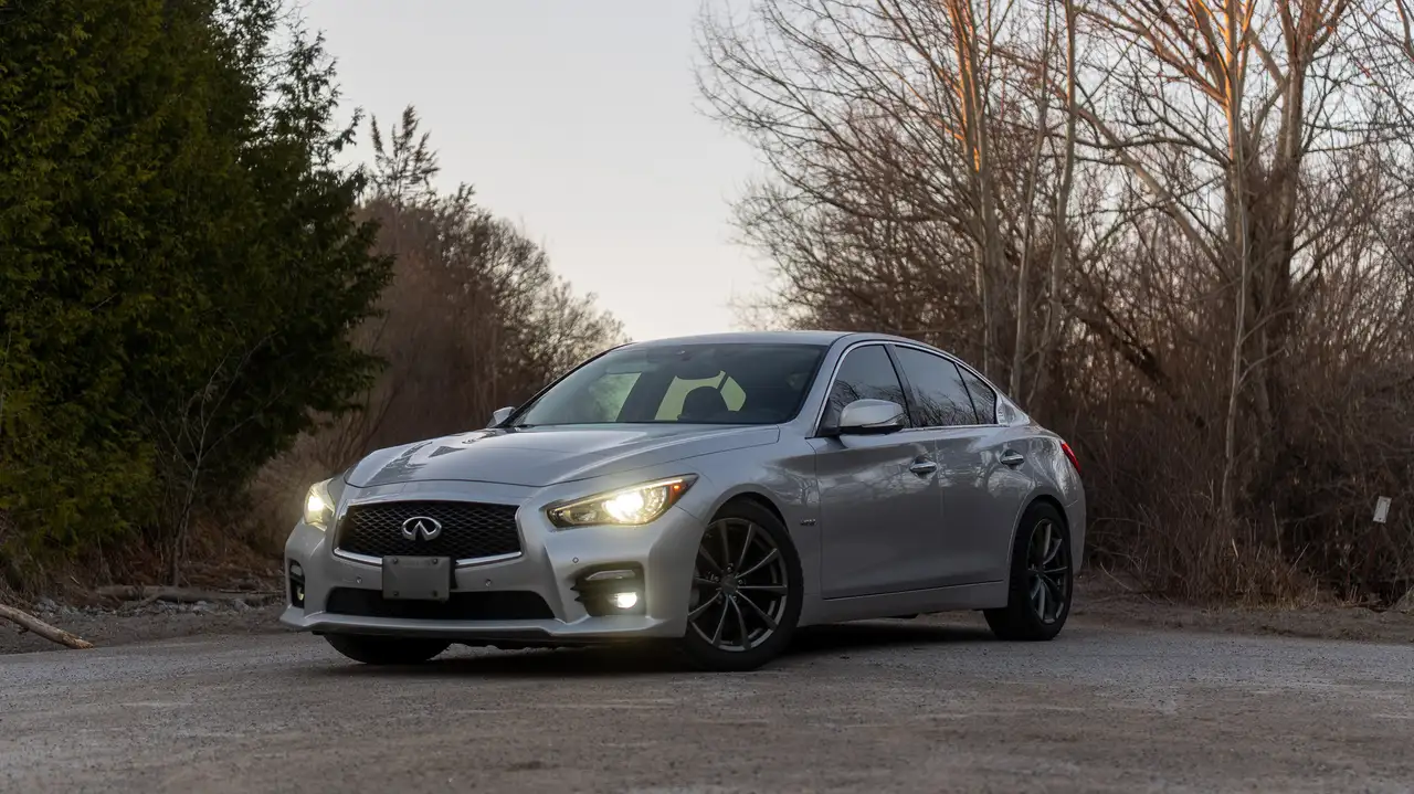 2015 Infiniti Q50