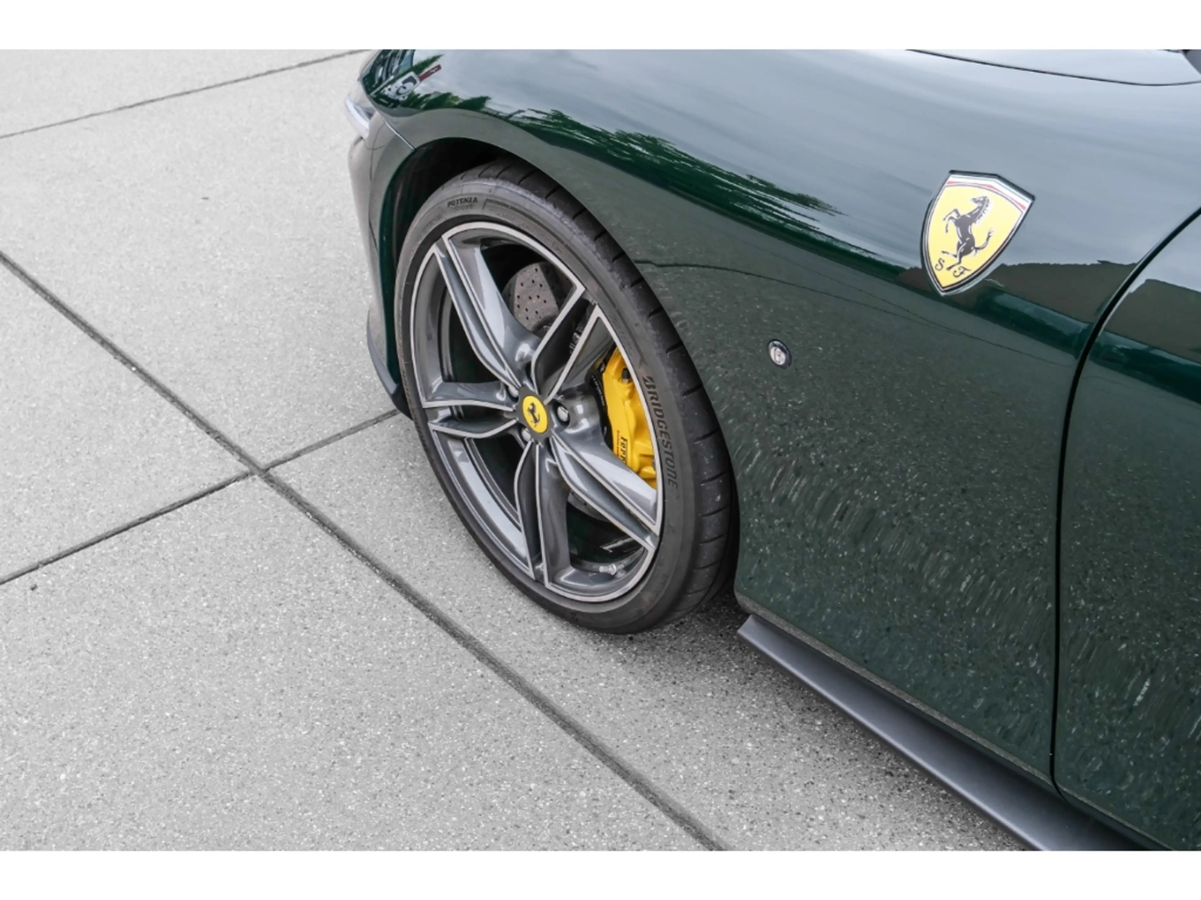 Ferrari Roma *MagneRide*360°-Kamera*JBL*1.Hd.*Verde British* — photo 12
