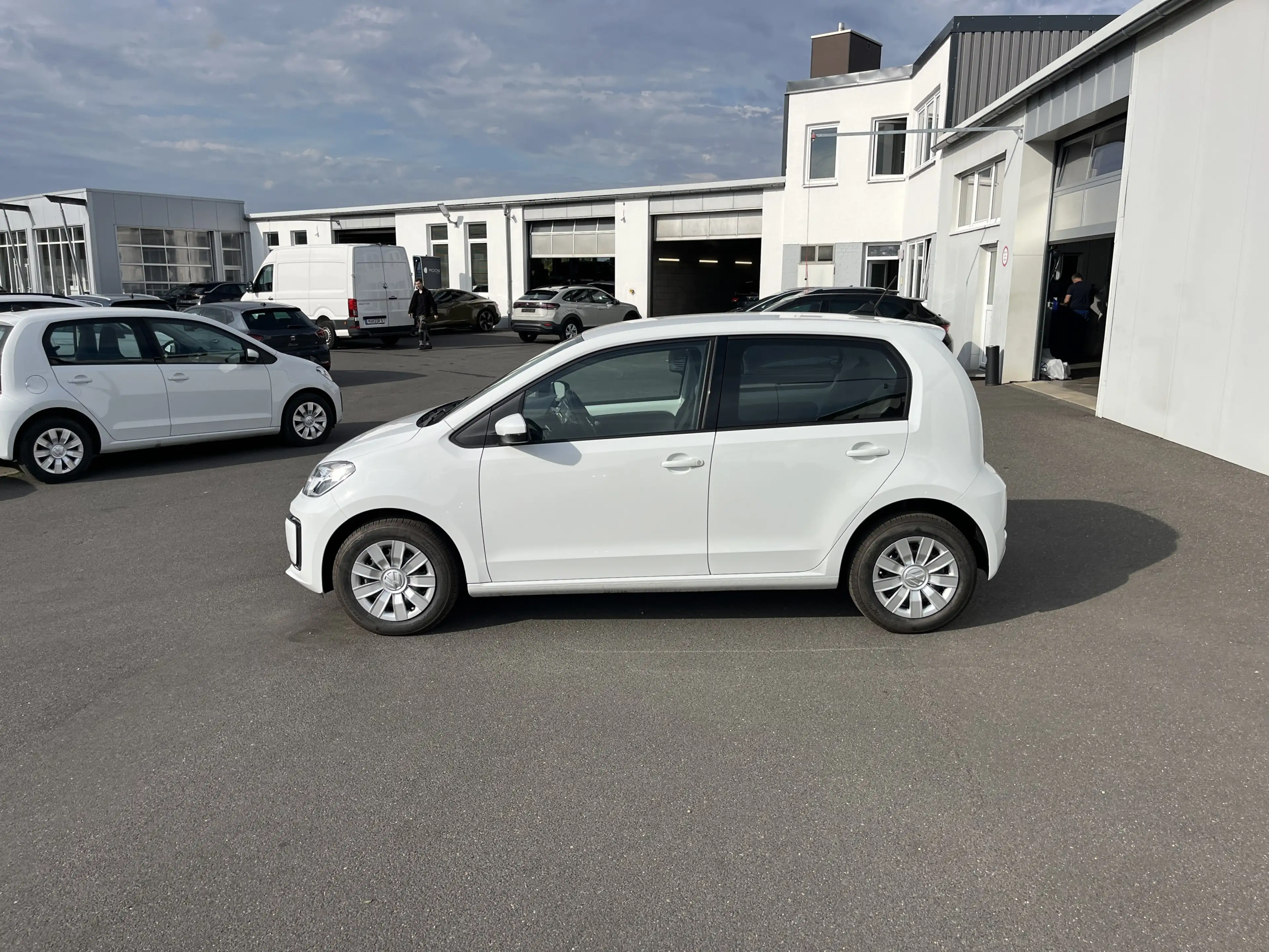 Volkswagen e-up! Move 99€ m.20% Anz. RFK SHZ DAB Klima — photo 4