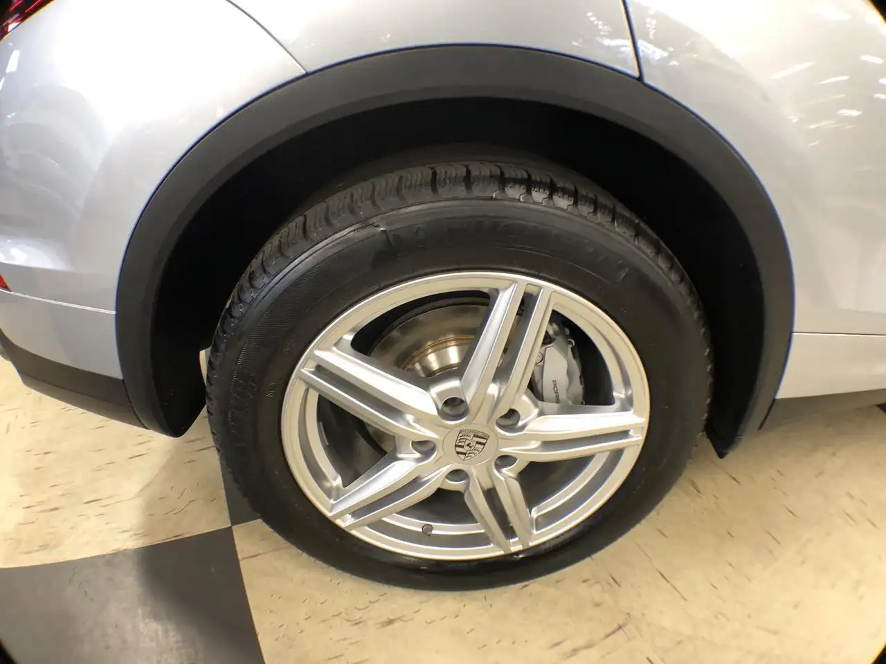 Porsche Cayenne снимка Porsche Cayenne