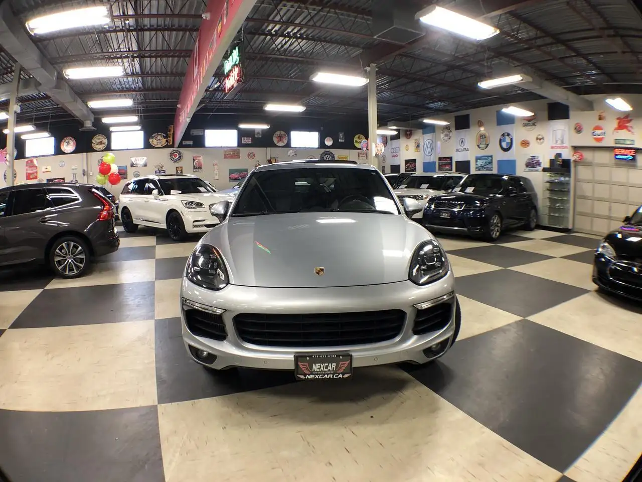 Porsche Cayenne снимка Porsche Cayenne