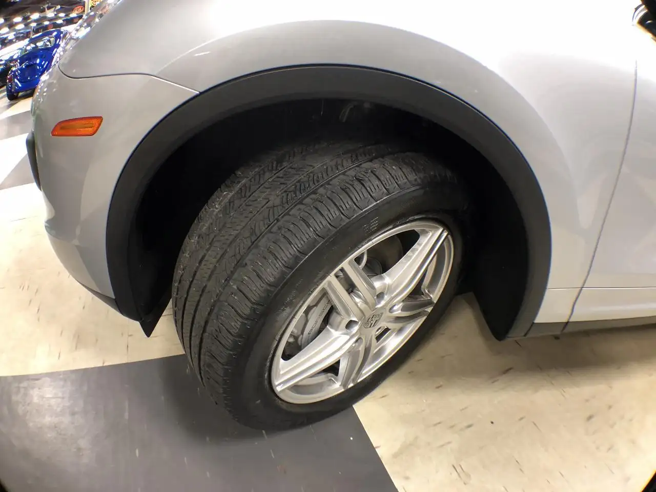 Porsche Cayenne снимка Porsche Cayenne