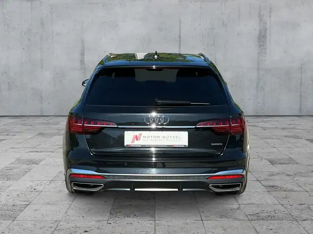Audi A4 view 5