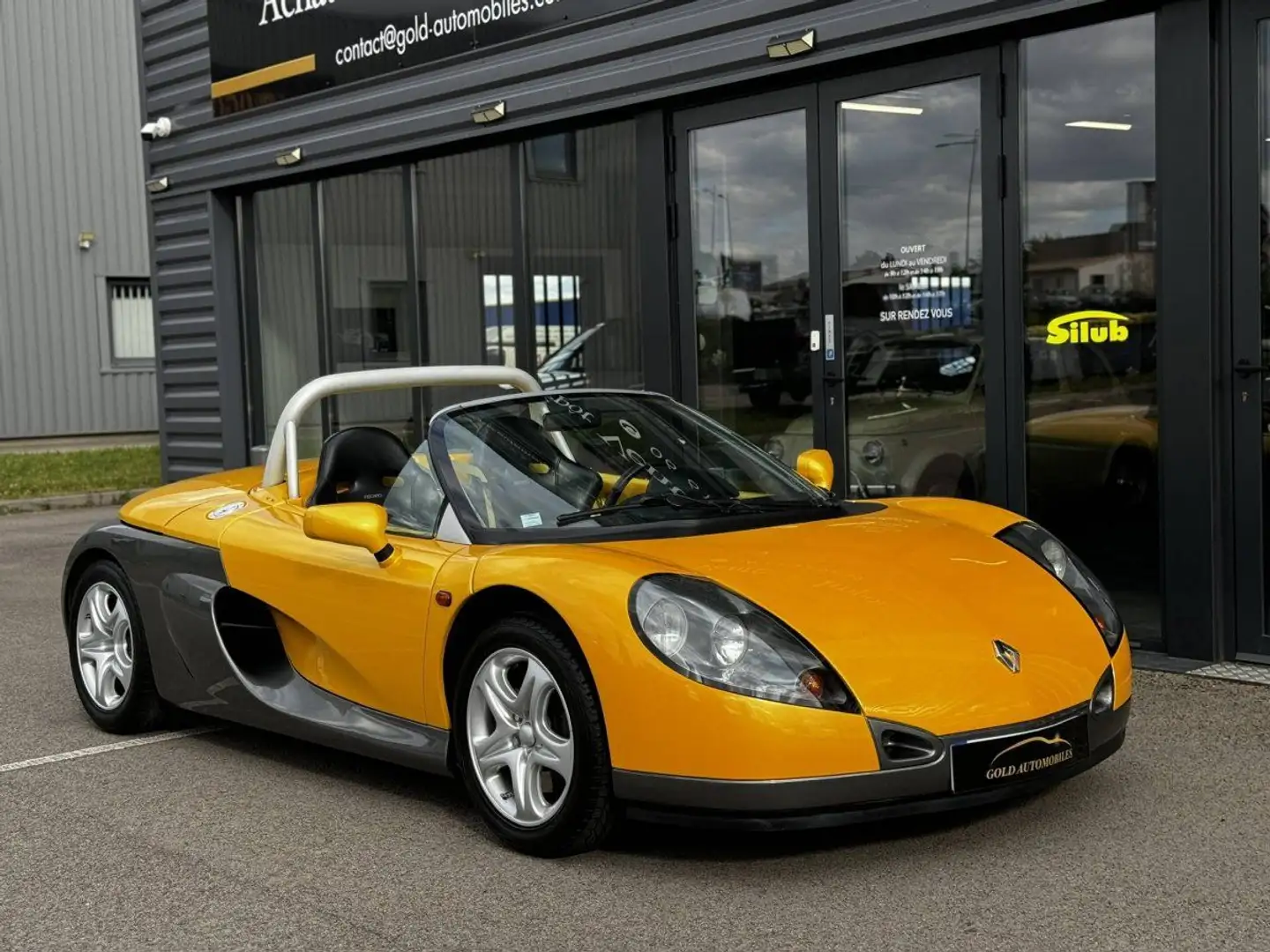 Renault Spider I (E94) 2.0 16v 150ch Sport Geel - 2