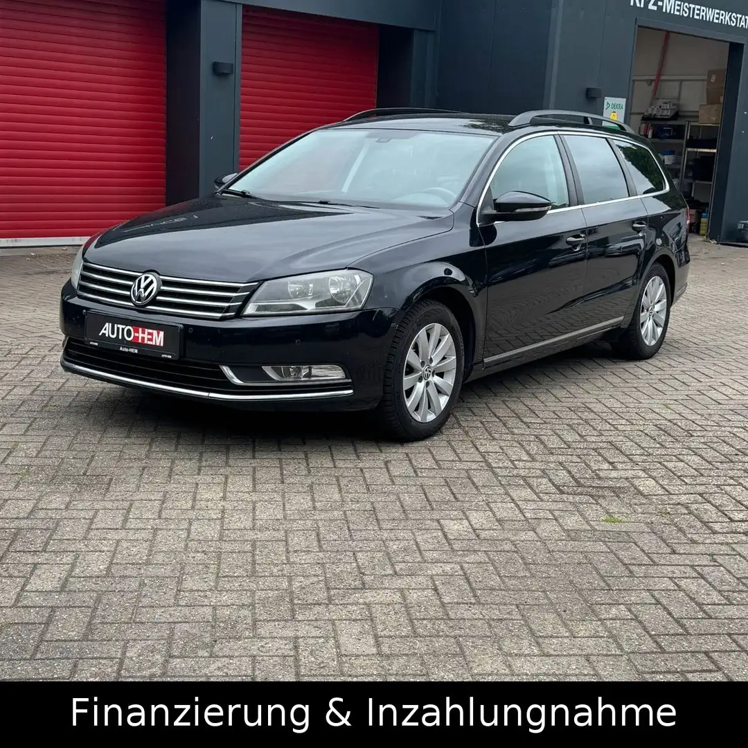 Volkswagen Passat Variant BlueMotion TÜV Neu Navi AHK PDC Noir - 1