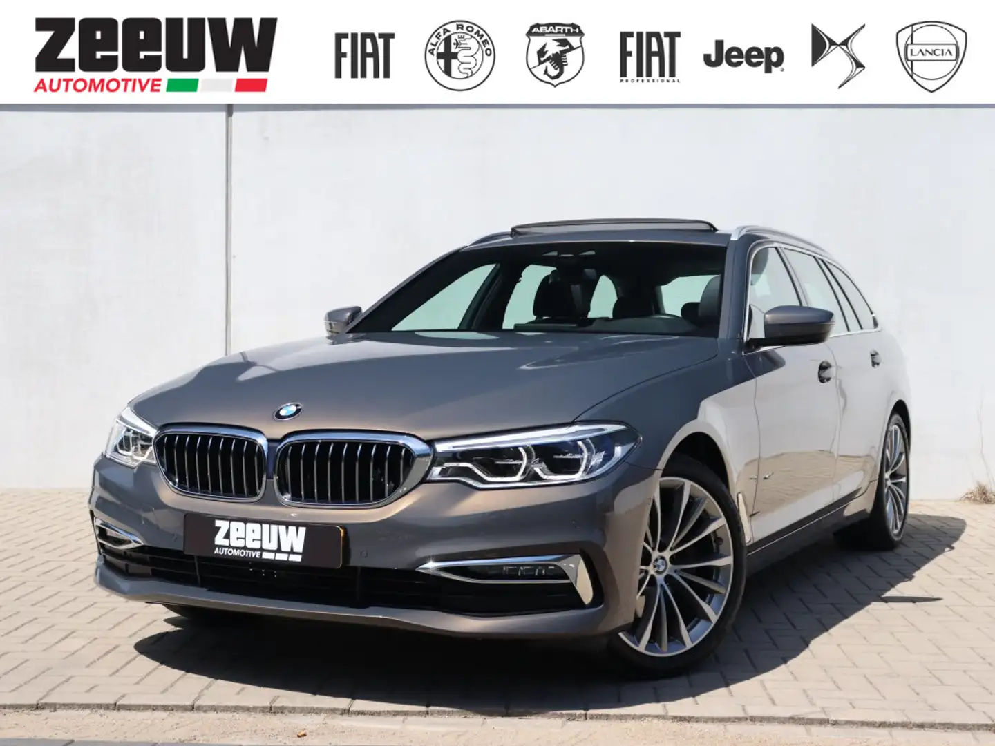 BMW 520 5-serie touring 520i High Executive Edition | Pano Grau - 1