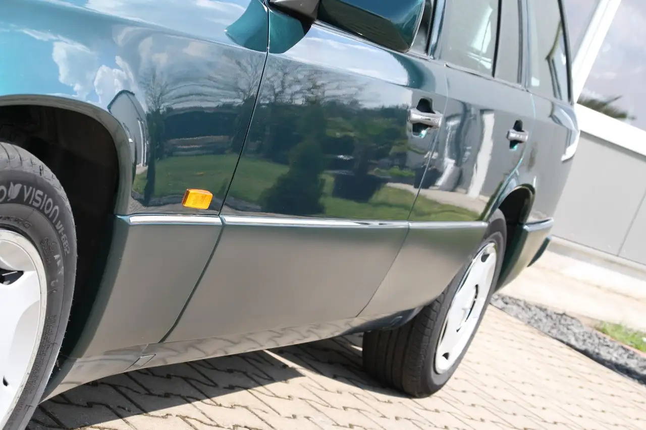 Mercedes-Benz E 200 T -Modell * KLIMA * KOMBI * S124 * TOP!, foto 7