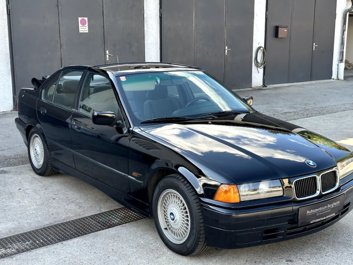 BMW 316 3er-Reihe (E36) Baur Cabrio Noir - 1