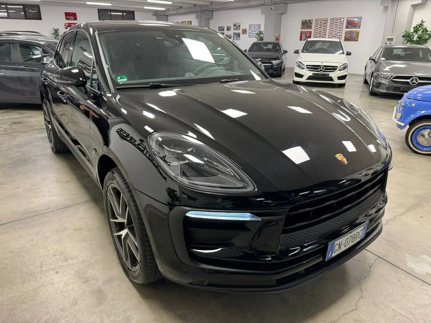 Porsche Macan 2.0 265cv pdk Panorama, 20 ecc Granzia 24 mesi Nero - 1