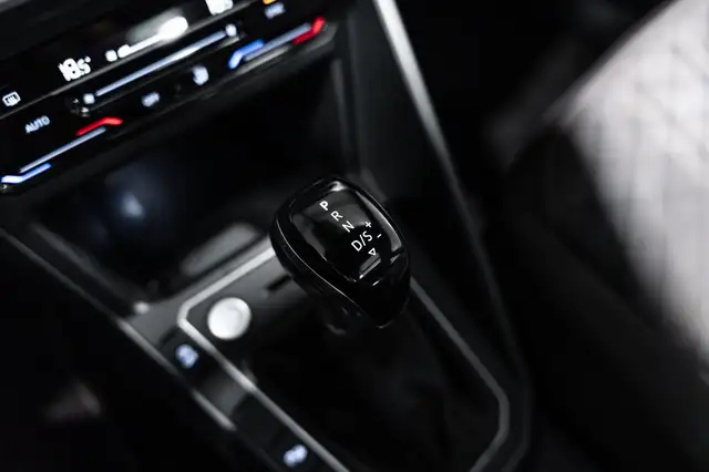 Volkswagen Polo view 28