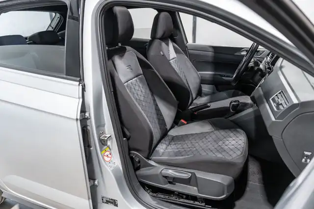 Volkswagen Polo view 20