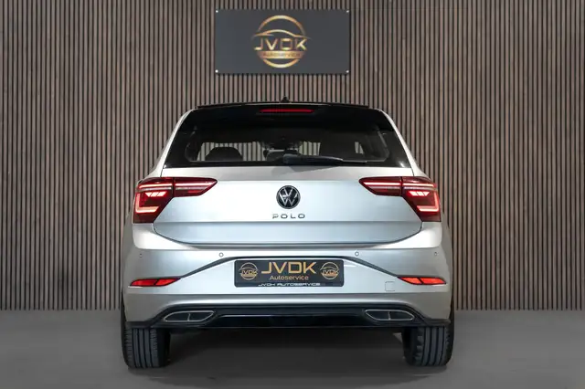 Volkswagen Polo view 9