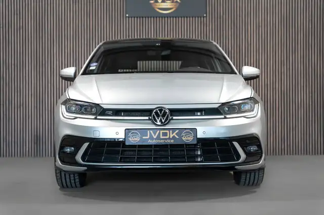 Volkswagen Polo view 3
