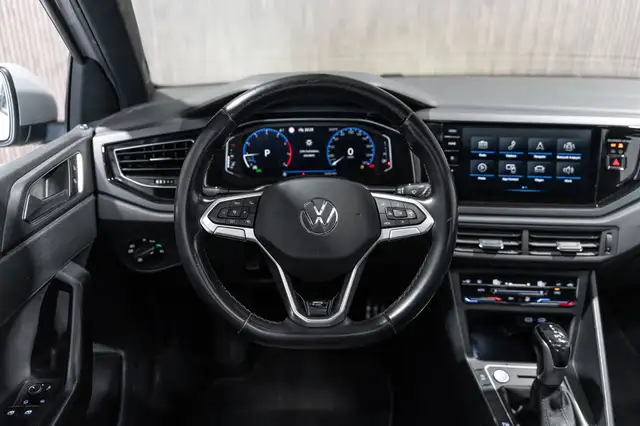 Volkswagen Polo view 12
