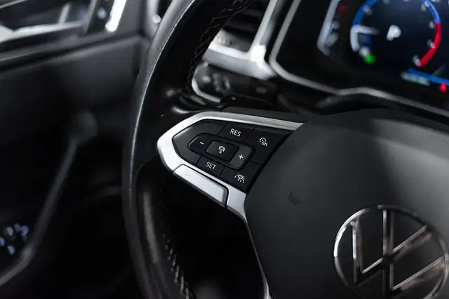Volkswagen Polo view 26
