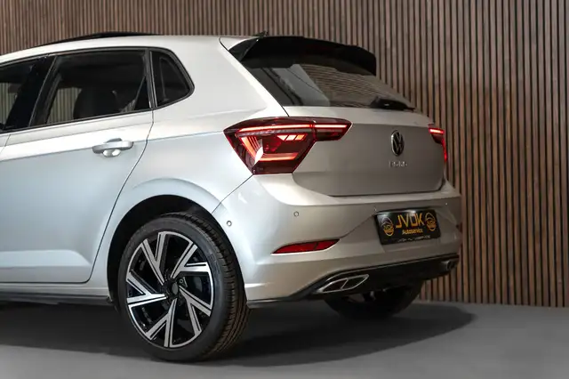 Volkswagen Polo view 6