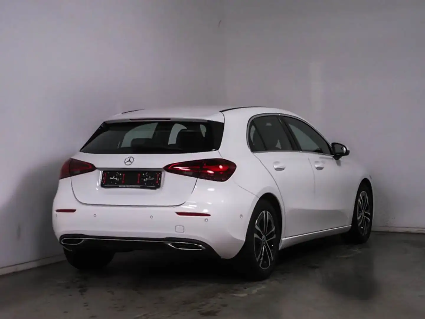 Mercedes-Benz A 180 PROGRESSIVE*APPLECAR-PLAY*LED*WINTER-PAKET Weiß - 2