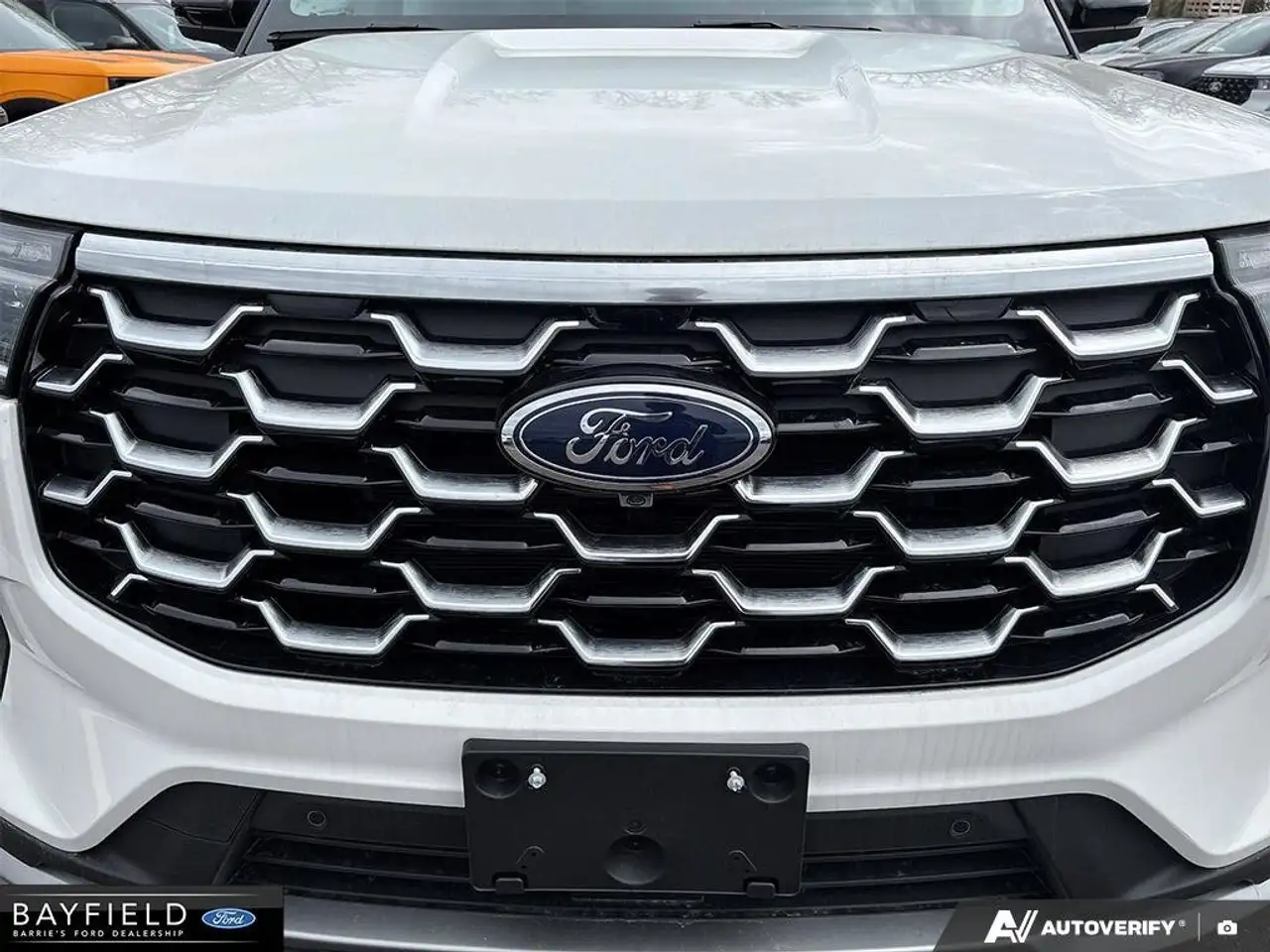 Ford Explorer снимка Ford Explorer