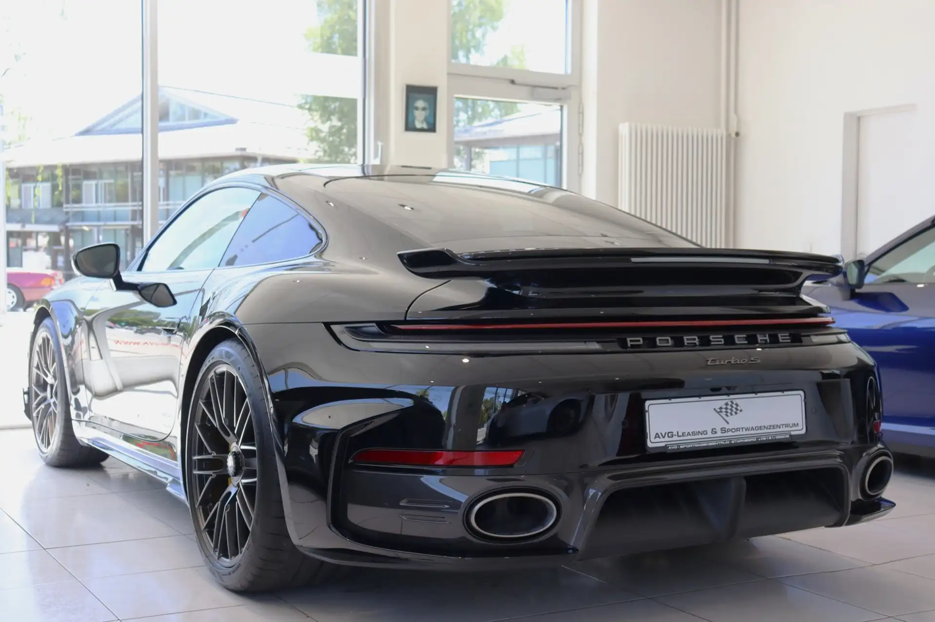 포르쉐 911 Turbo S Coupe 2026 검정 사진 4