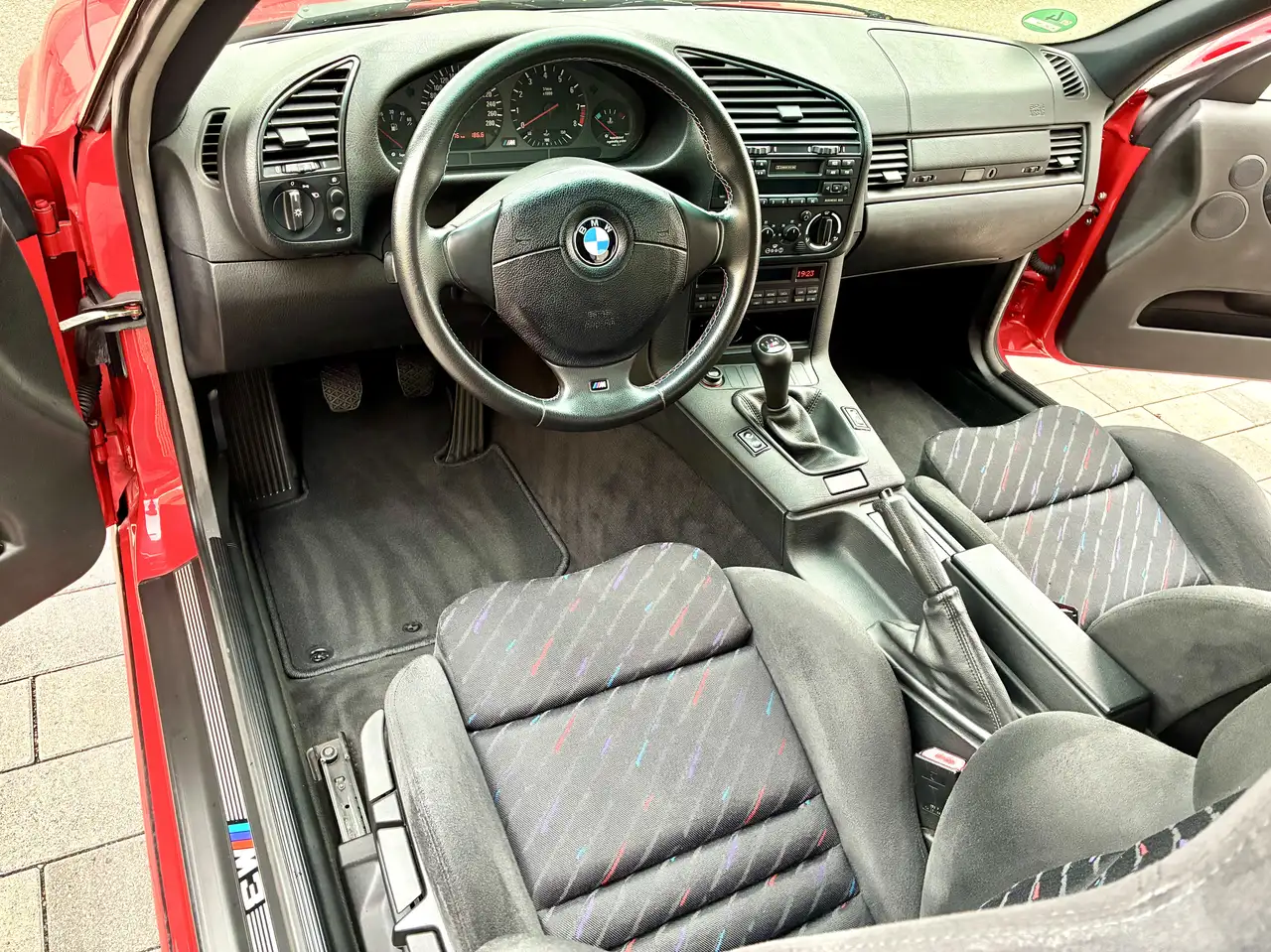 BMW M3 Coupe BRD Schalter H-Kennzeichen Mugellorot Rain, foto 7