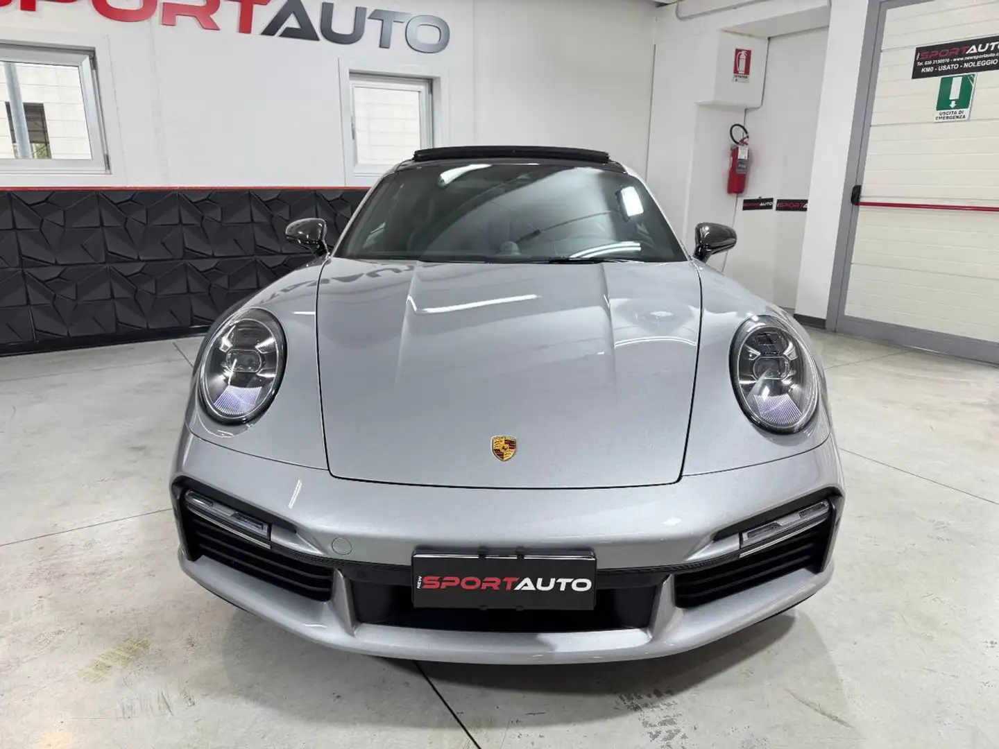 Porsche 911 Turbo S Coupé Argento - 2