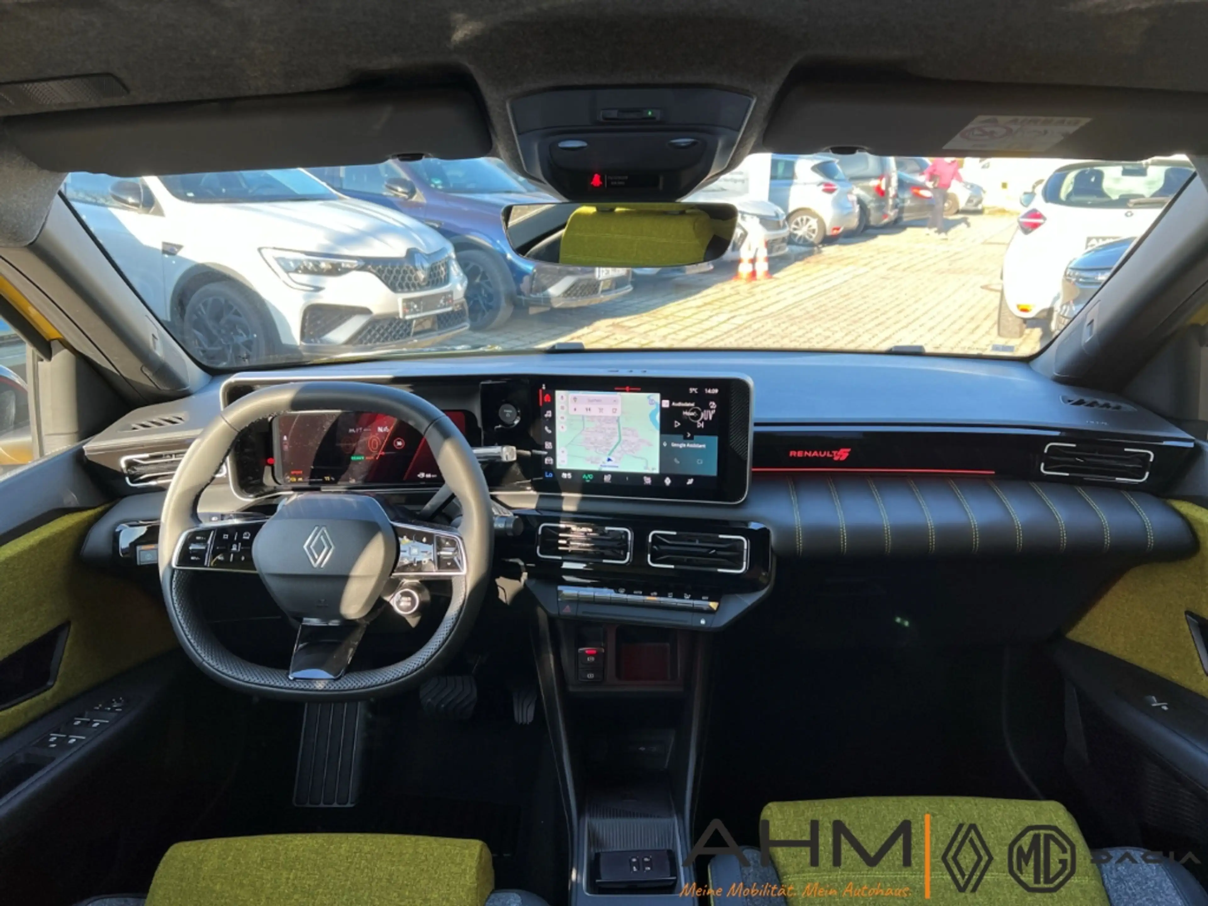 Renault R 5 Electric 150 Comfort Range Iconic Five — photo 13
