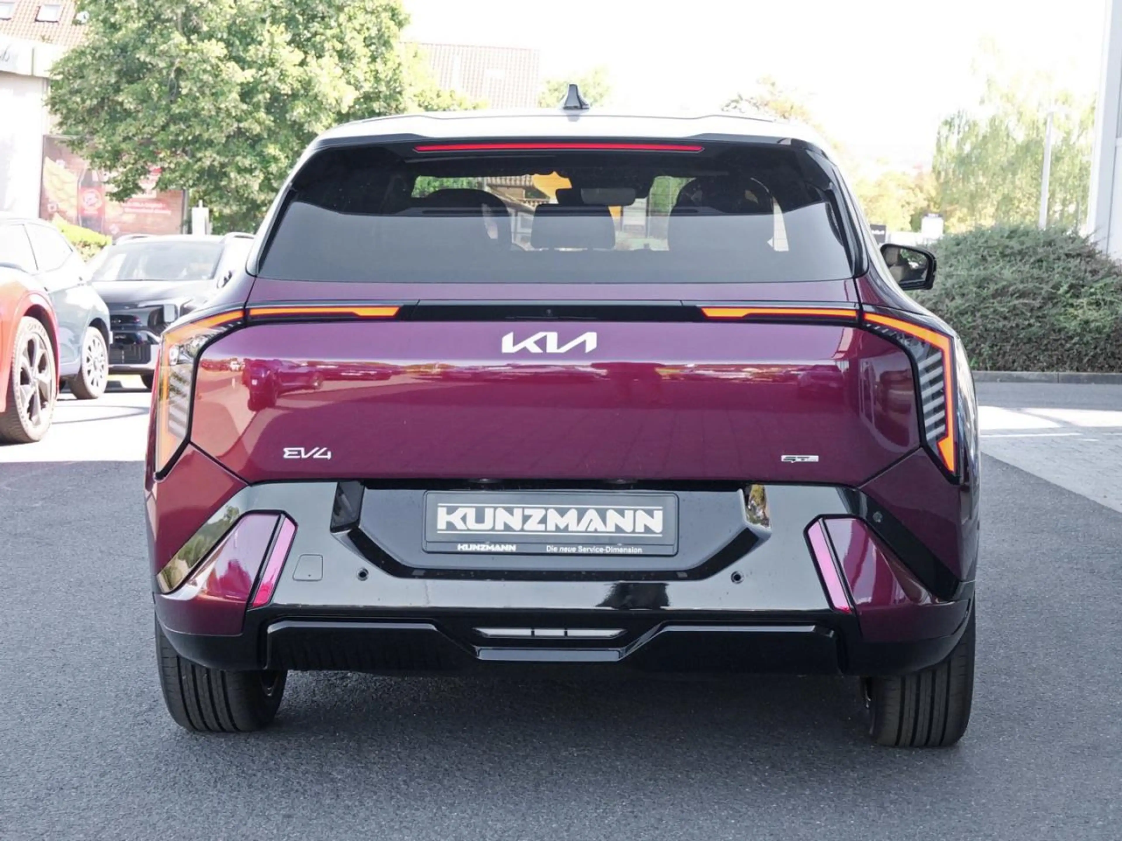 Kia EV4 81 kWh GT-Line HeadUp ACC Harman/Kardon 360° — photo 4