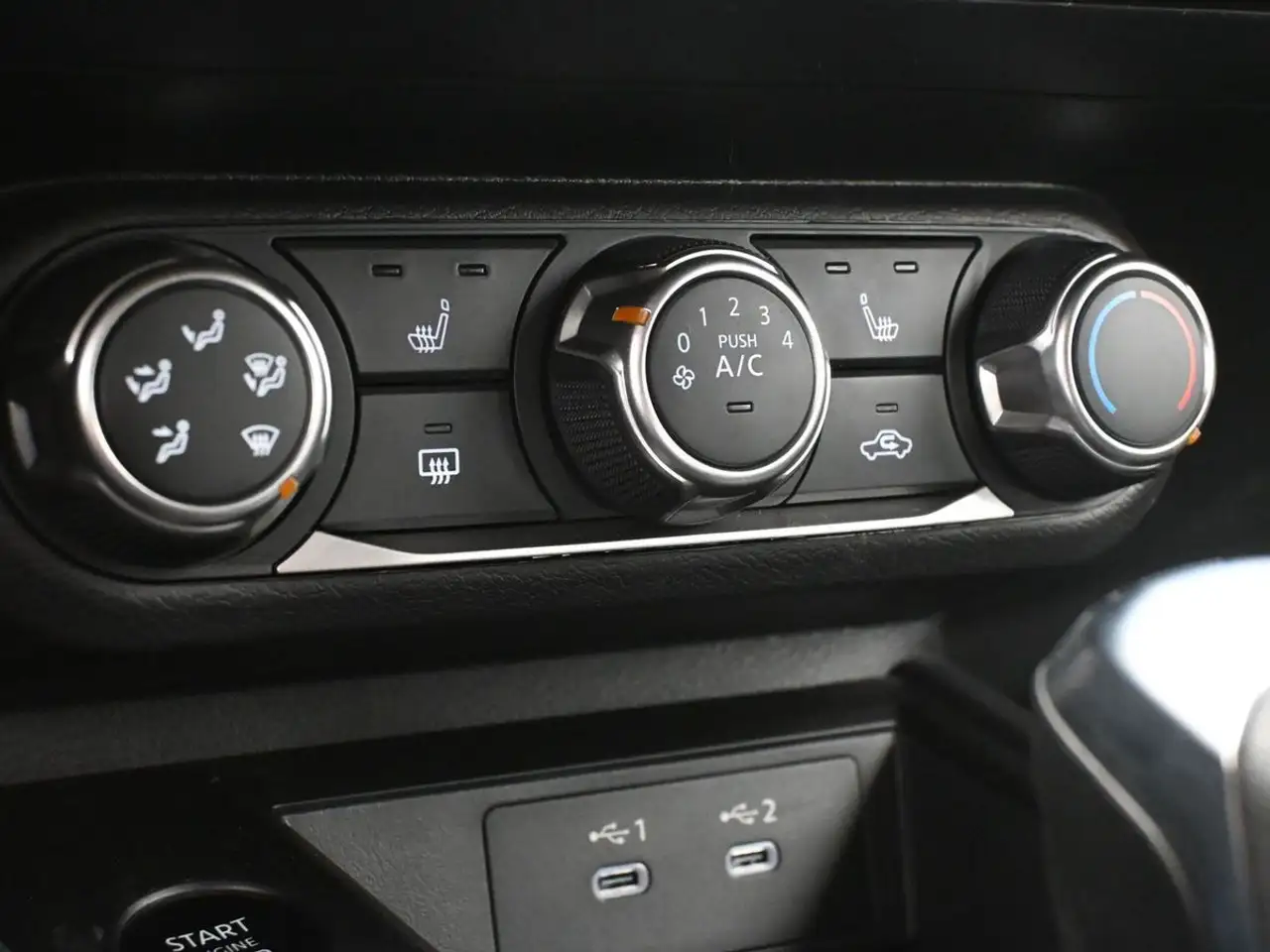 Nissan Kicks снимка Nissan Kicks