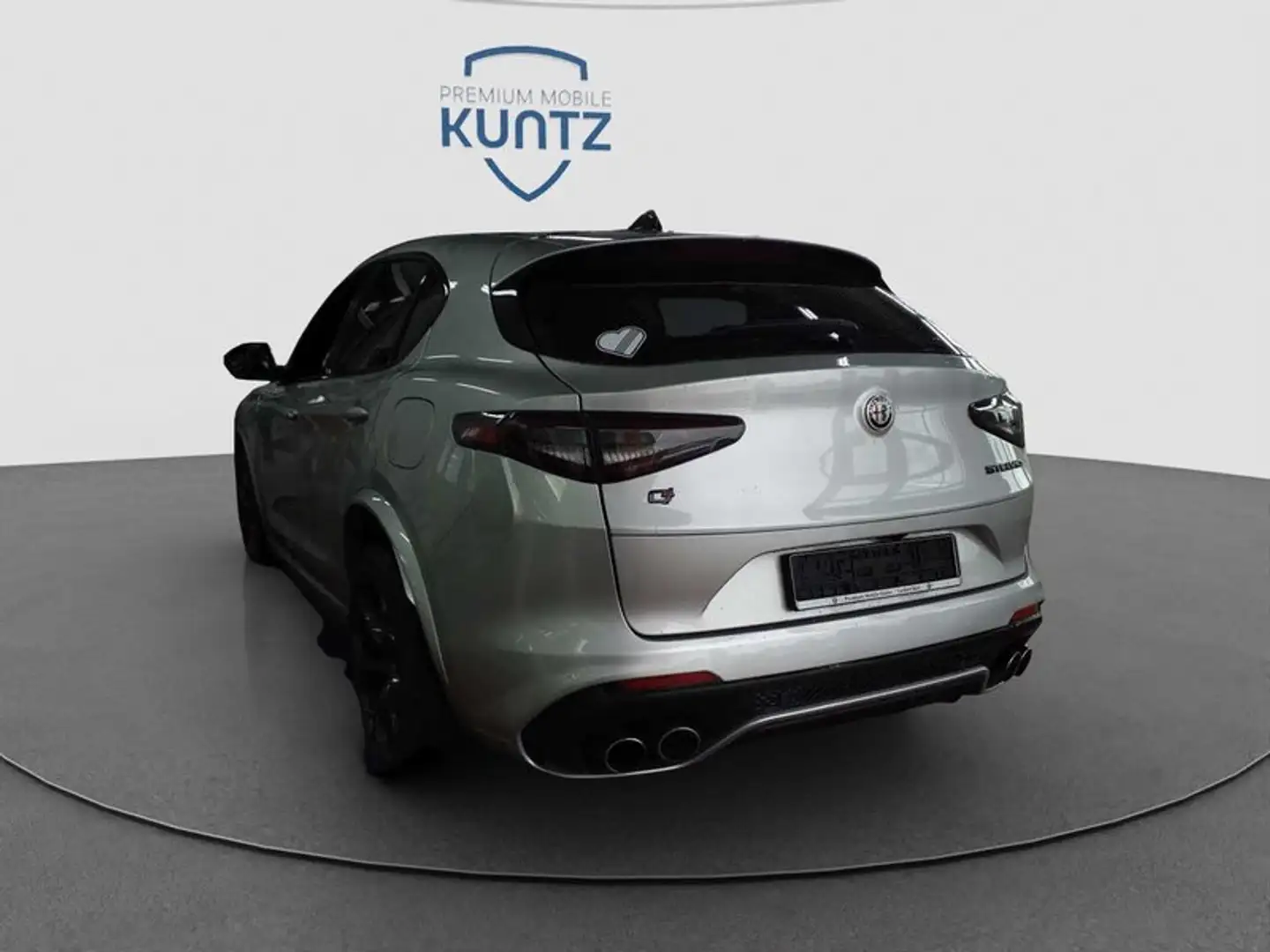Alfa Romeo Stelvio Quadrifoglio Q4 Grigio Silverstone+1. Hd Plateado - 2