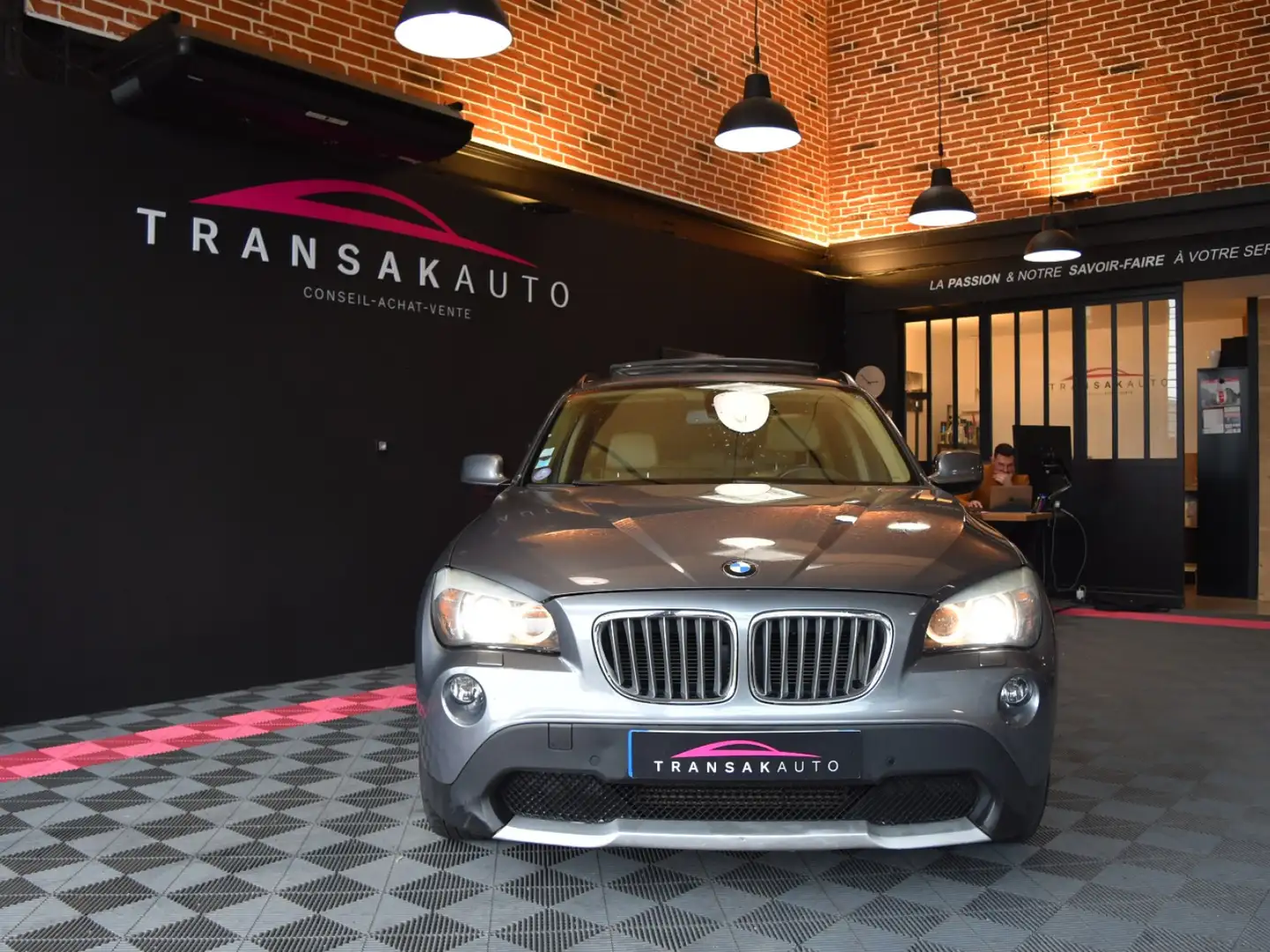 BMW X1 Luxe A Gris - 2