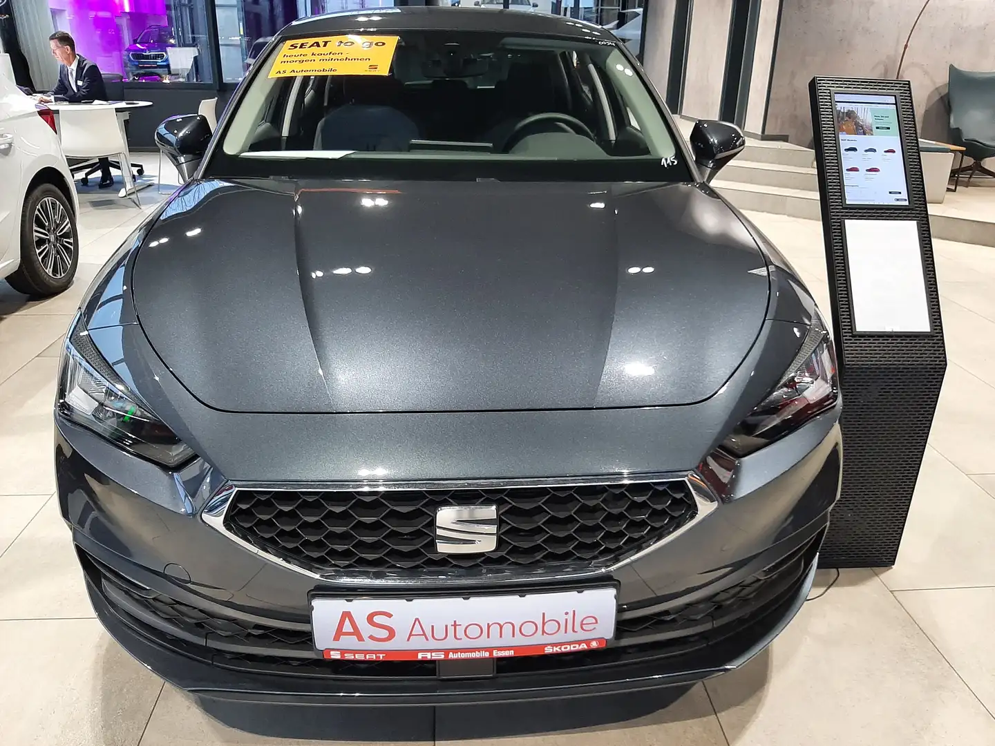 SEAT Leon Style *Ihr Seat Vertragspartner* Grau - 2