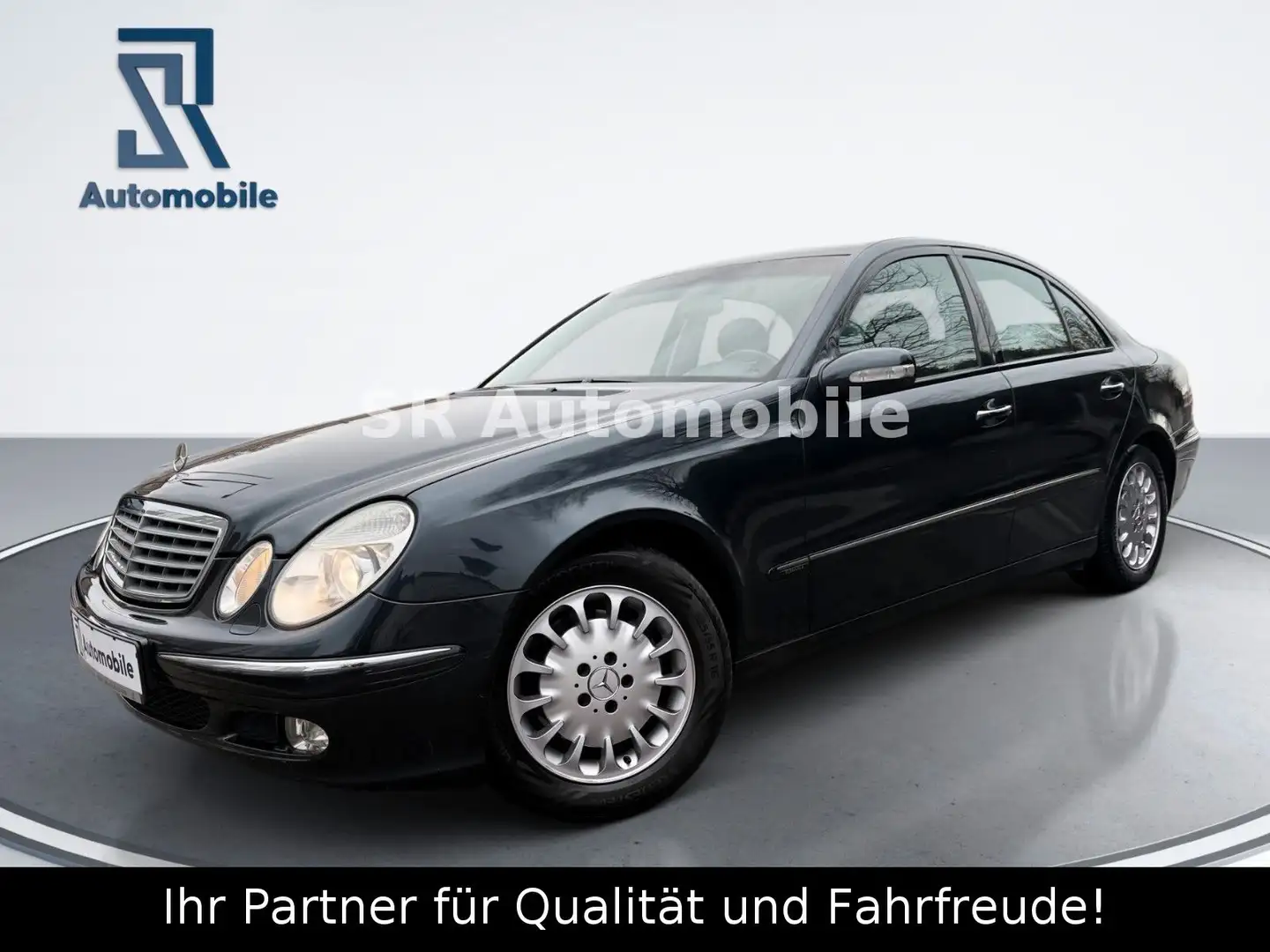 Mercedes-Benz E 320 Lim. 2.HAND*AHK*BI-XENON*KLIMA*SHZ*TEMP. Schwarz - 1