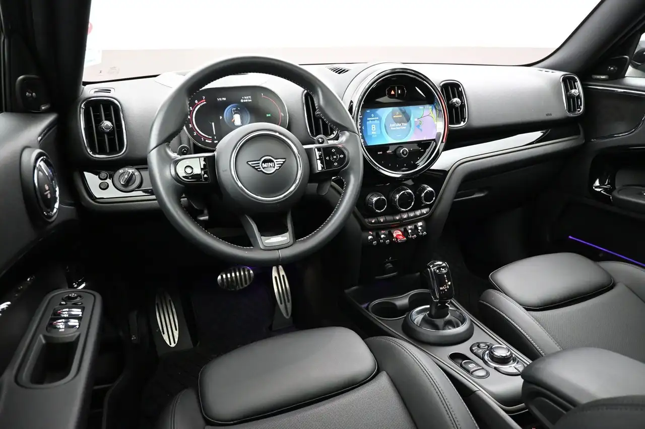 MINI Countryman снимка MINI Countryman