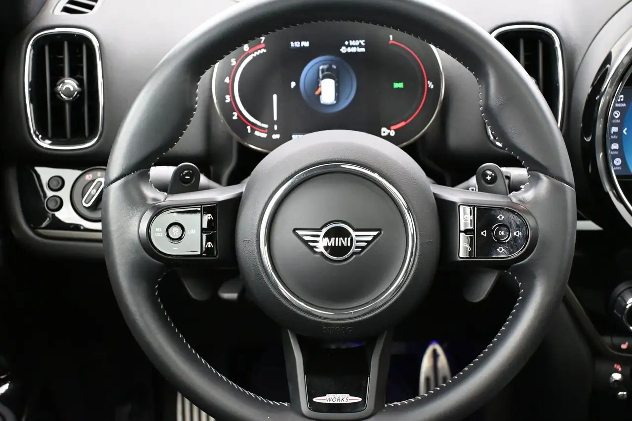 MINI Countryman снимка MINI Countryman
