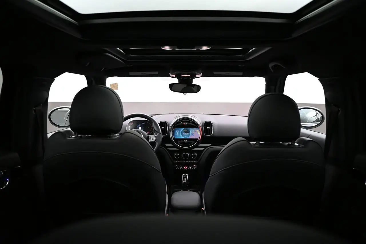 MINI Countryman снимка MINI Countryman