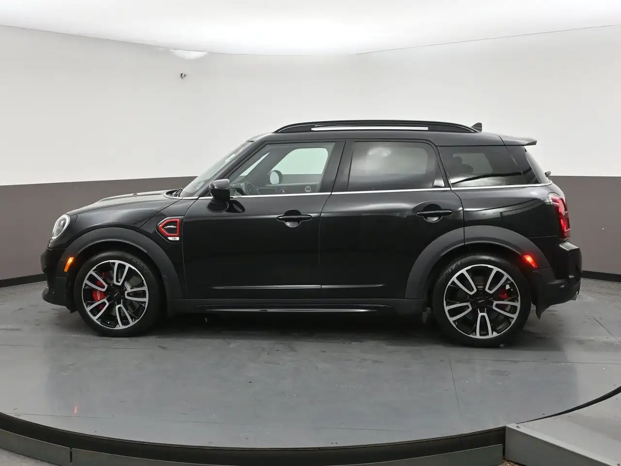 MINI Countryman снимка MINI Countryman