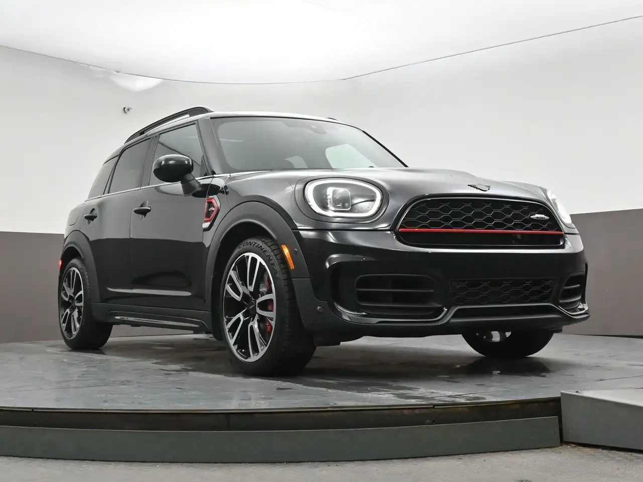 MINI Countryman снимка MINI Countryman