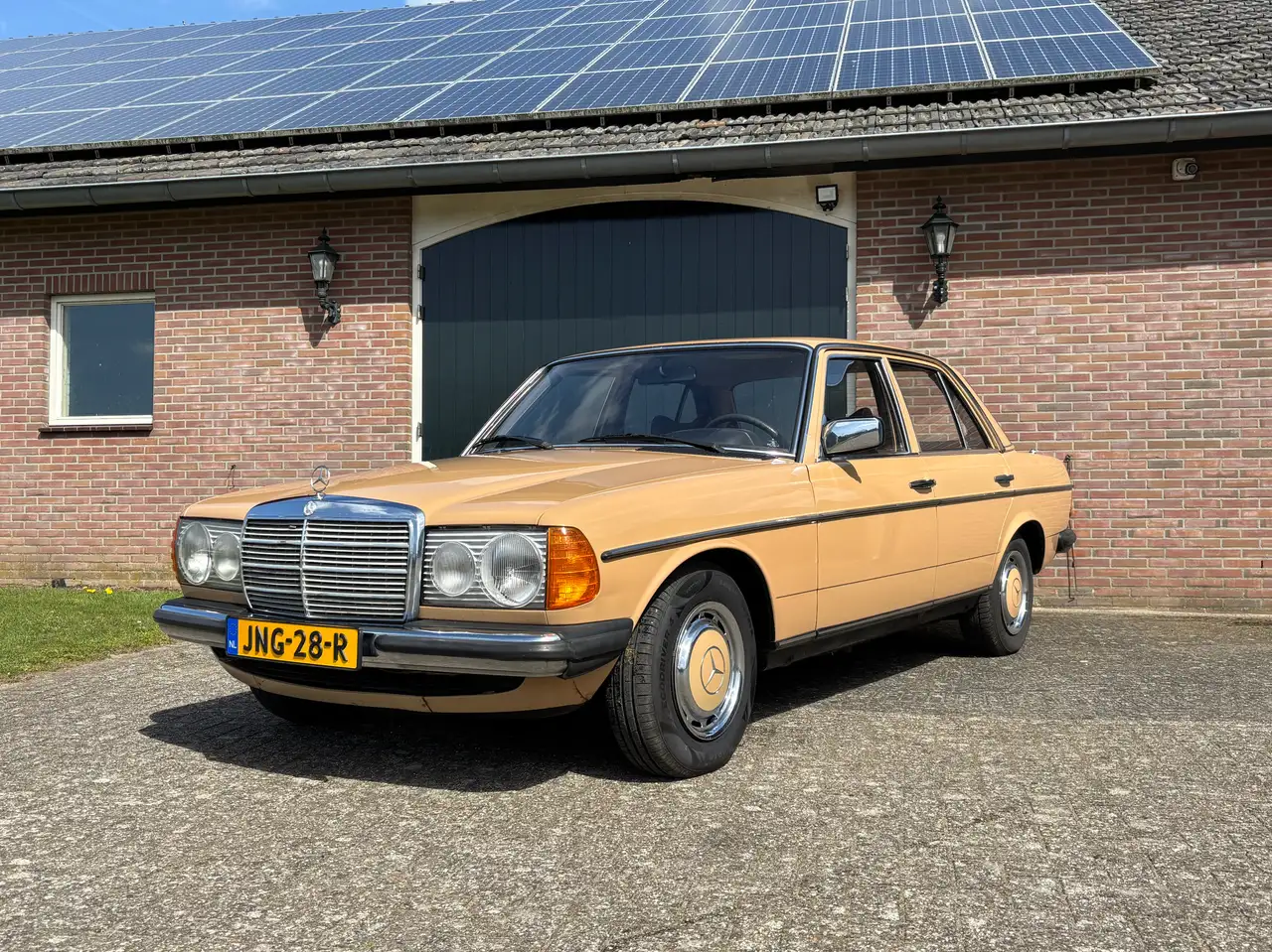 Mercedes-Benz 200 Automaat / belastingvrij, foto 1