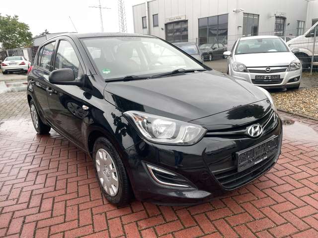 Hyundai i20 FIFA World Cup Edition