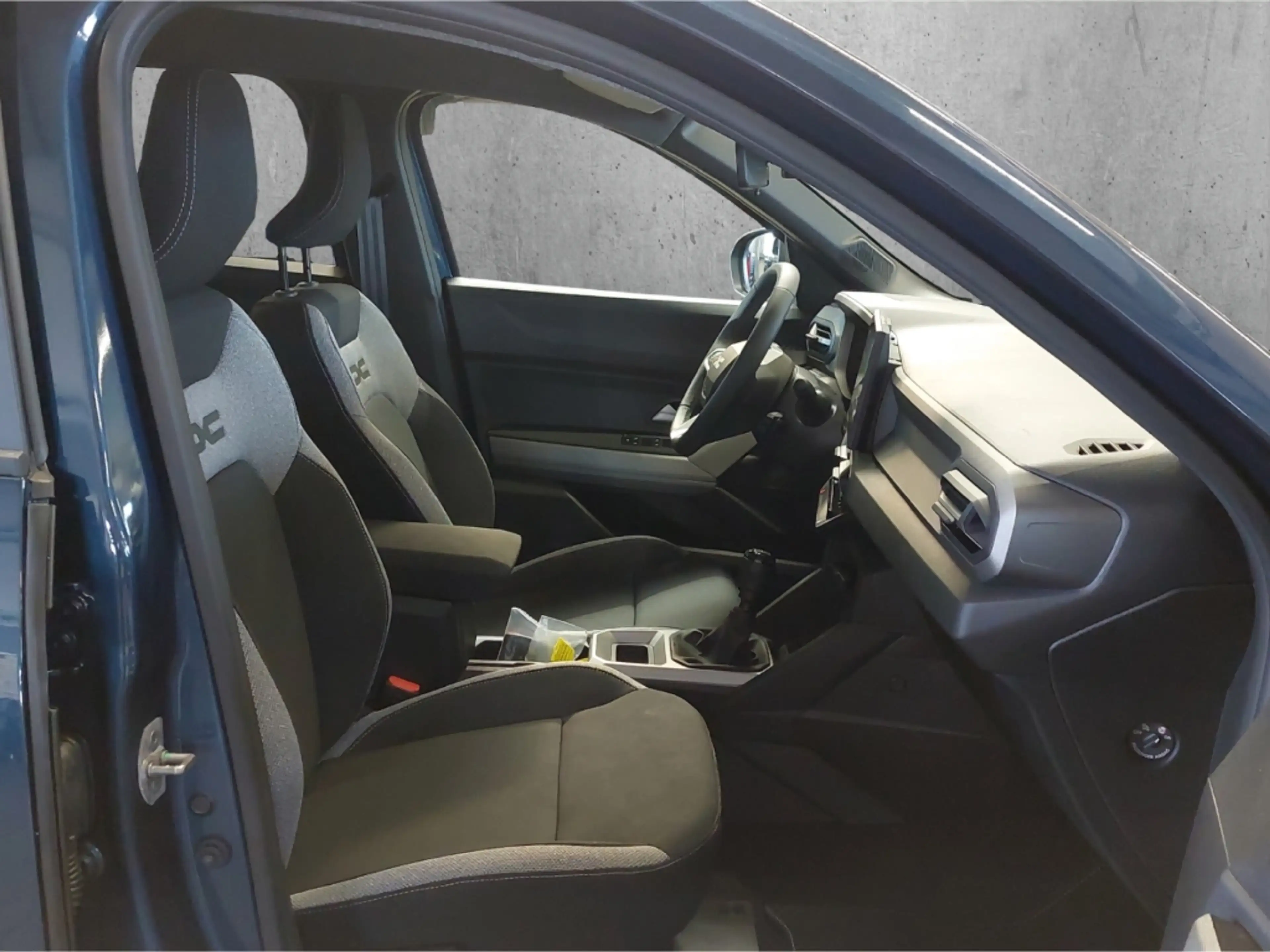 Dacia Bigster TCe Journey TCE 140 Navi Digitales Cockpit LED ACC — photo 13