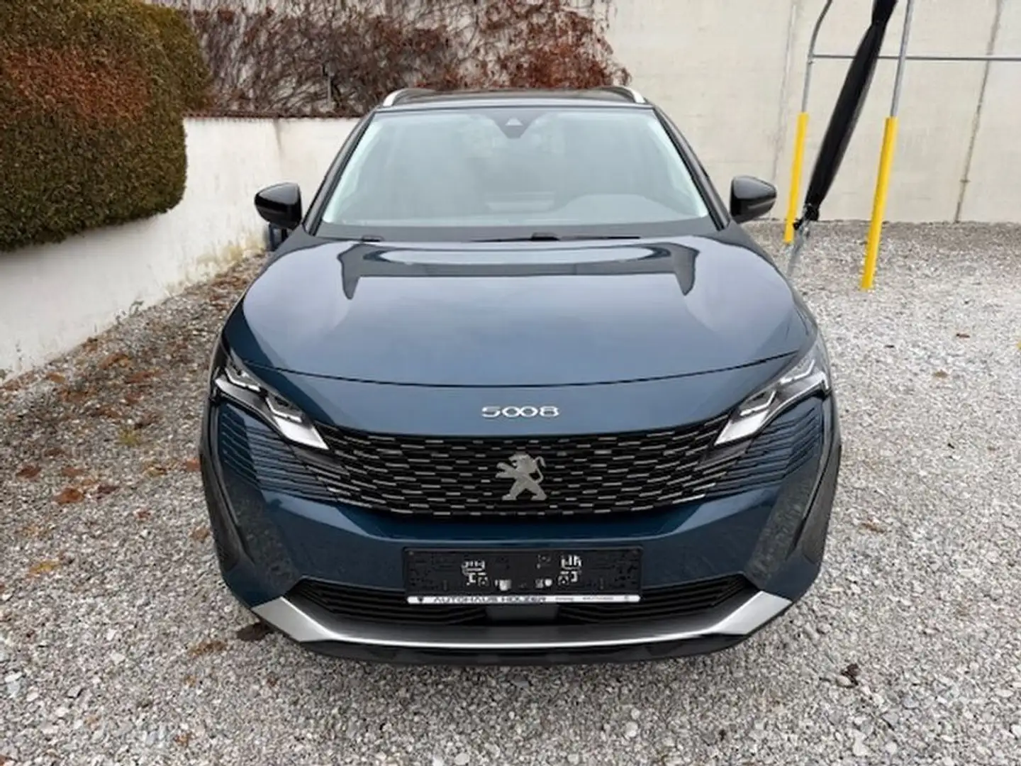 Peugeot 5008 Road Trip Blau - 2