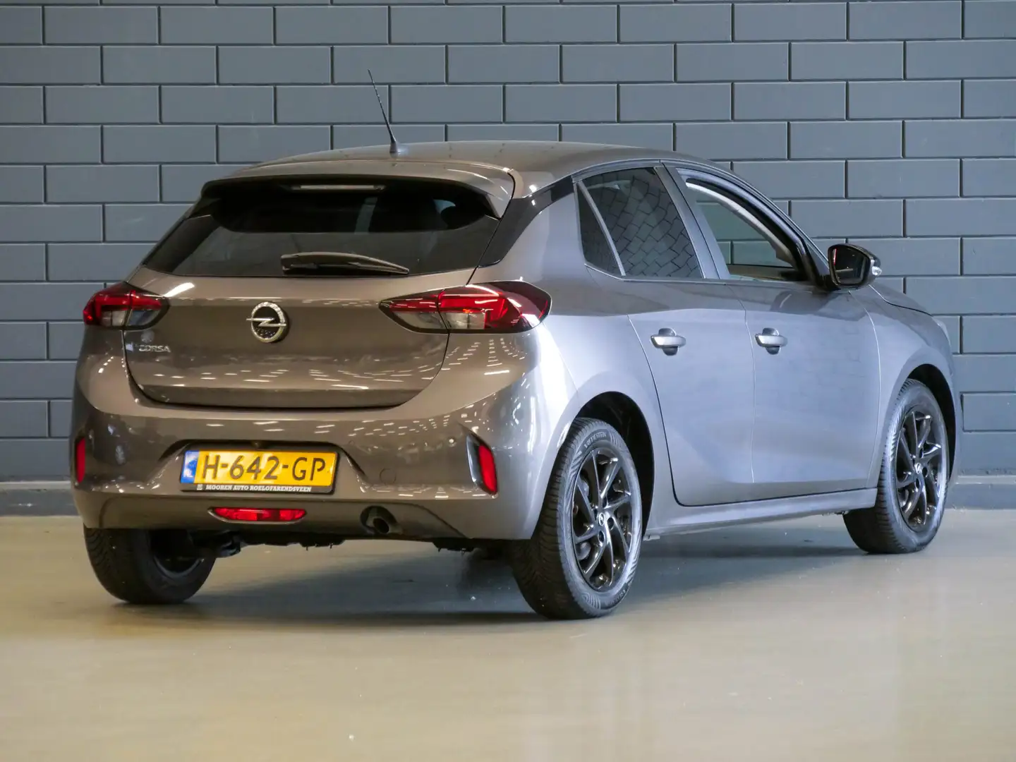 Opel Corsa 1.2 101PK Edition | CAMERA | CARPLAY | CRUISE CONT Grau - 2