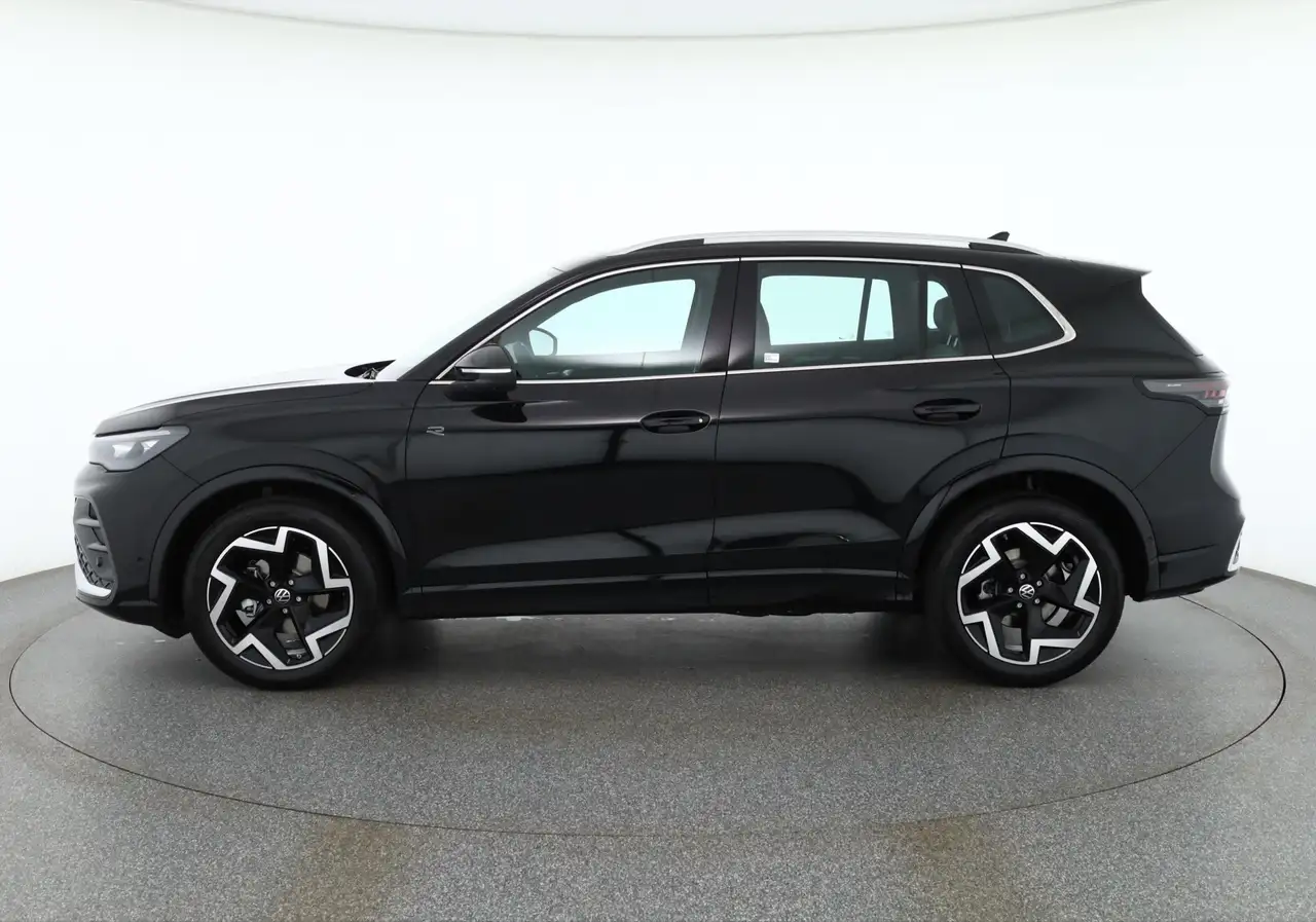 Volkswagen Tiguan 1.5 eTSI R-Line DSG Matrix 360° AHK 2