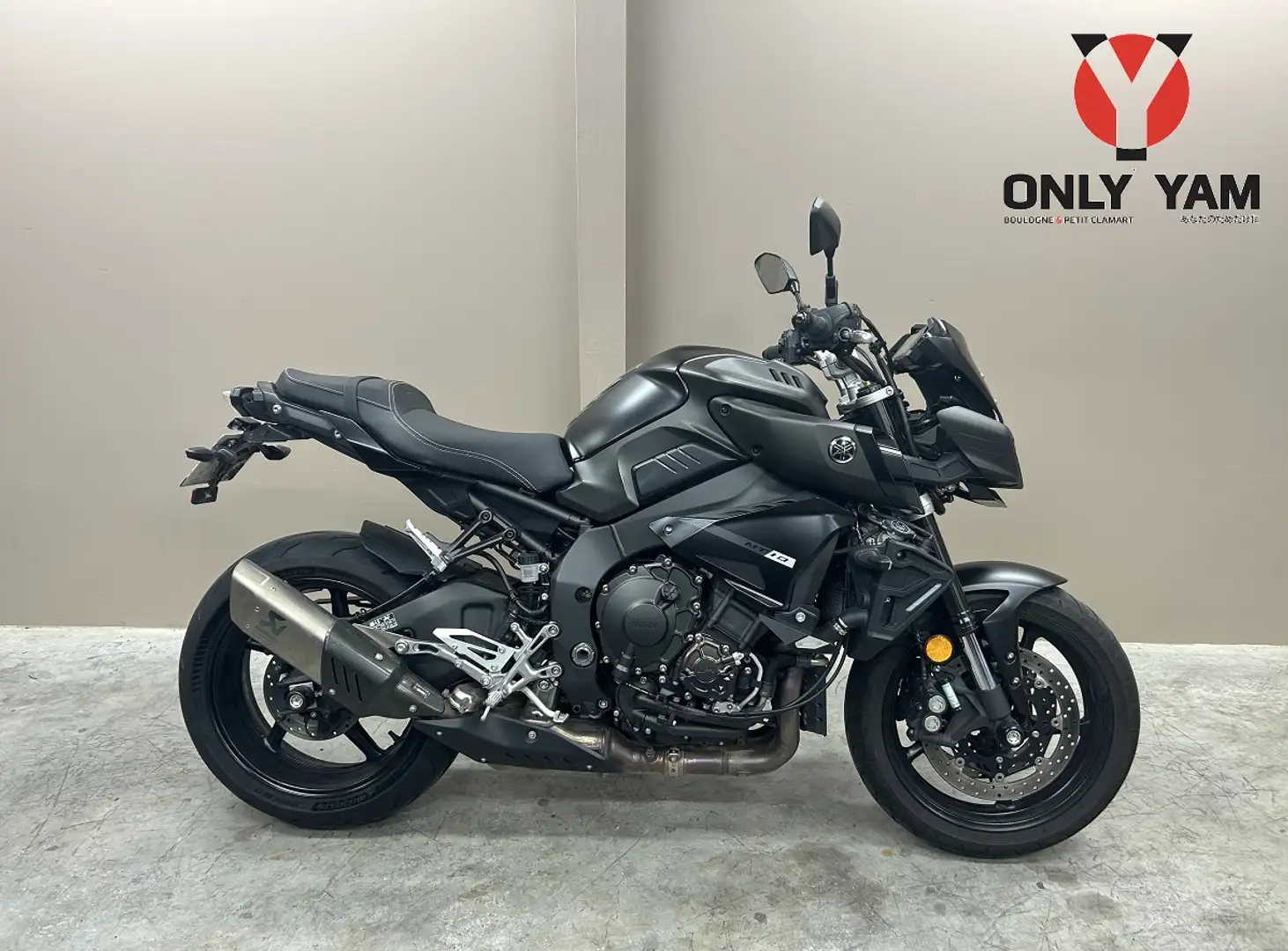 Yamaha MT-10 Schwarz - 1