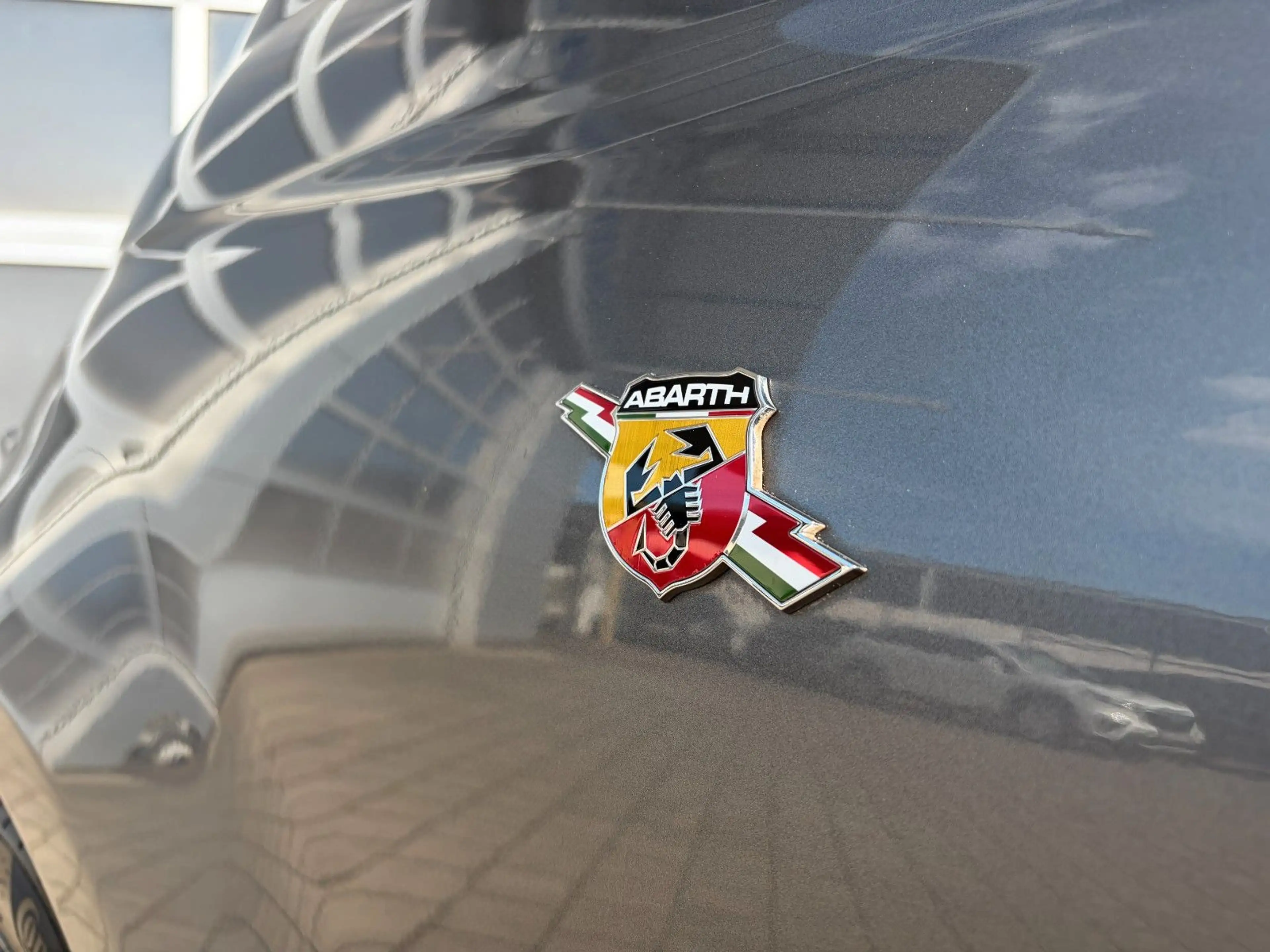 Abarth 595C 595 Cabrio 1.4 T-Jet Automatik SCHECKHEFT 12TKM — photo 6